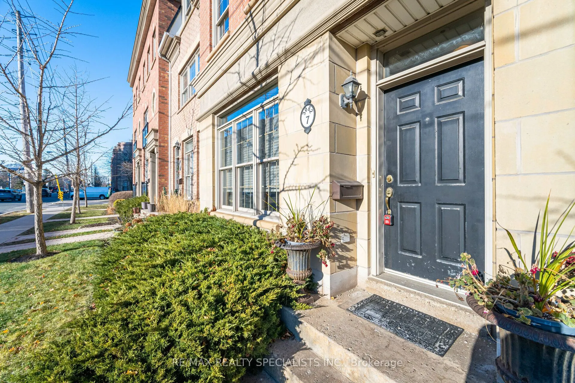 3062 Lake Shore Boulevard, #7