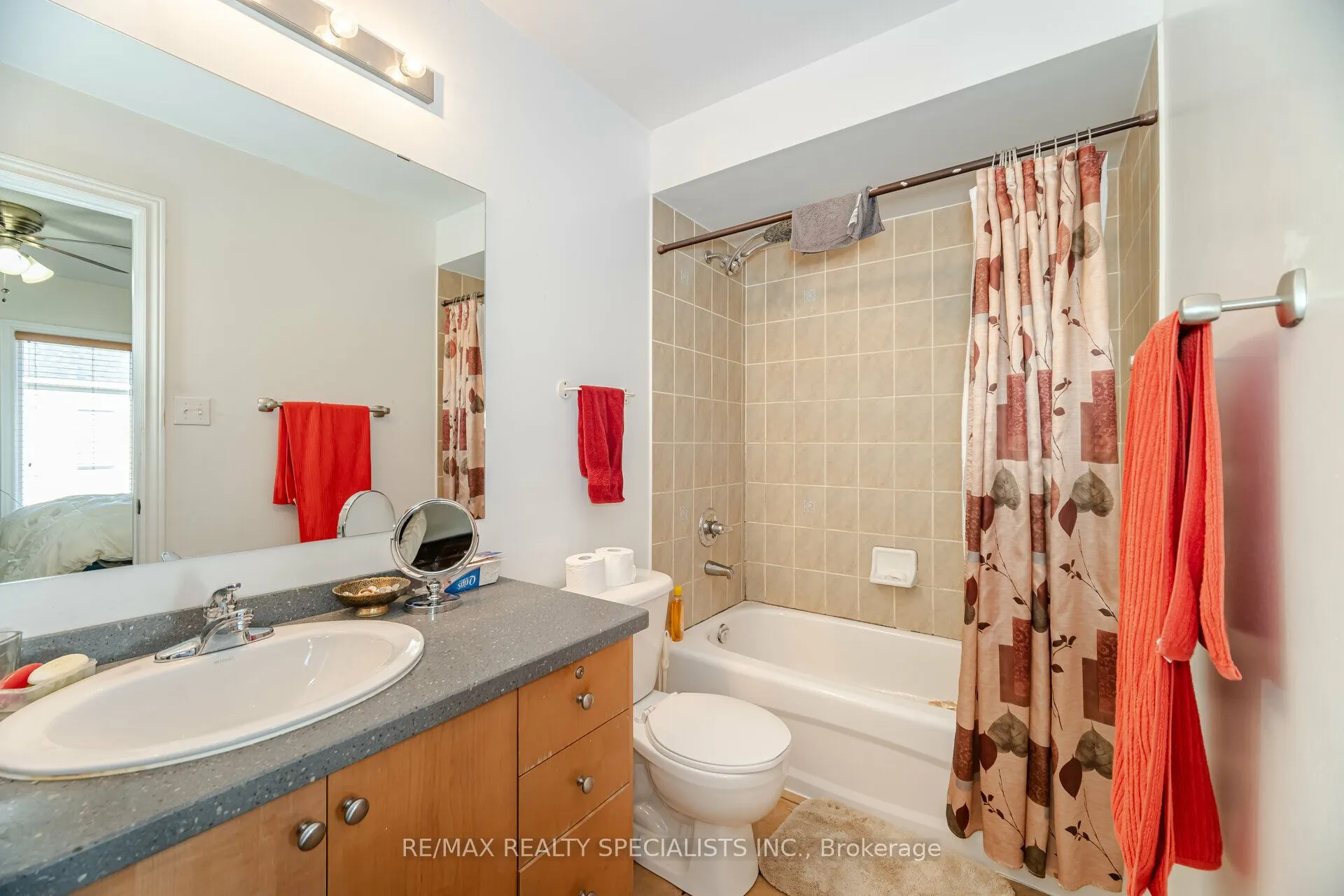 3062 Lake Shore Boulevard, #7