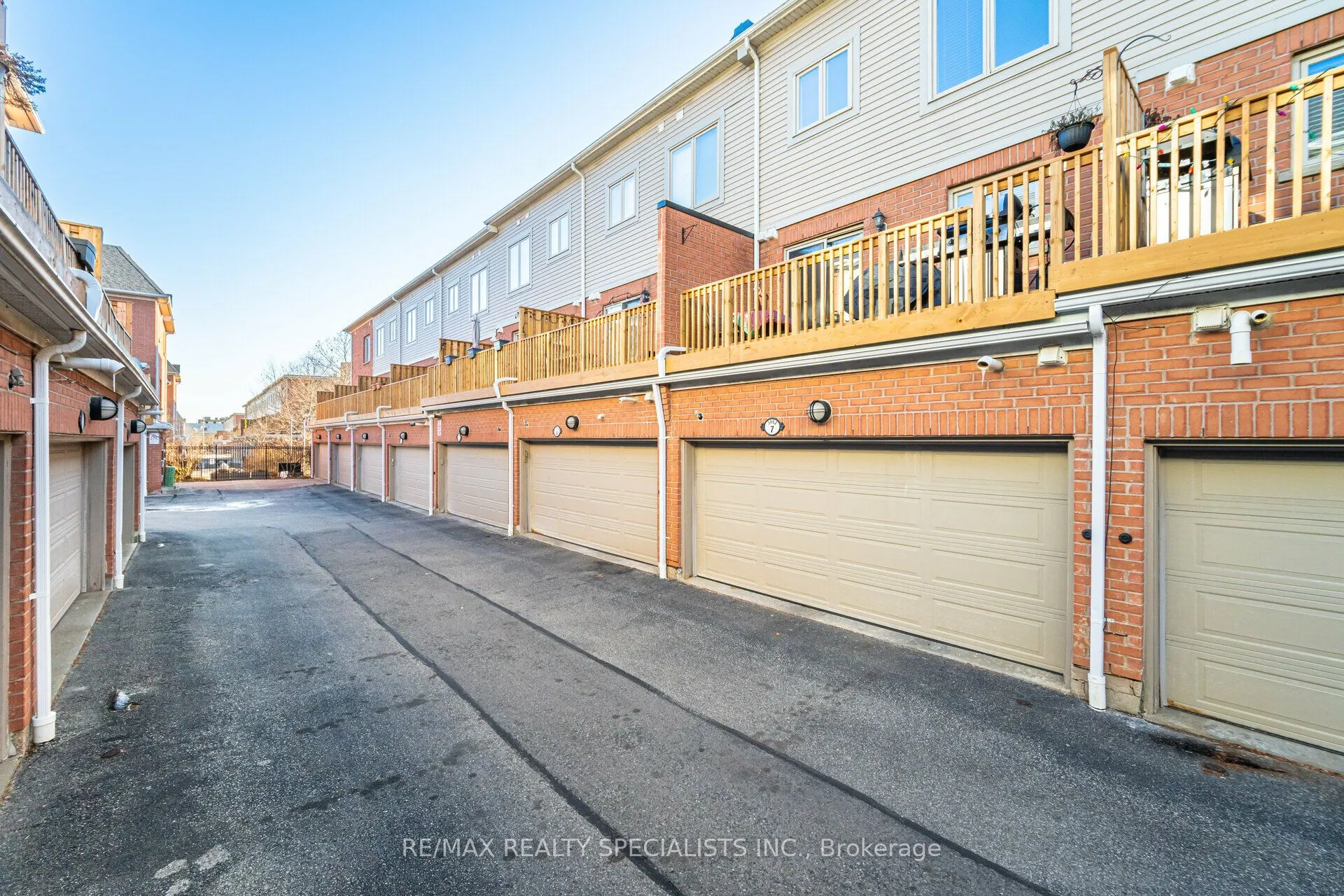 3062 Lake Shore Boulevard, #7