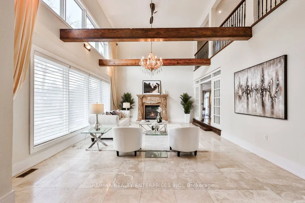 471 Country Club Crescent