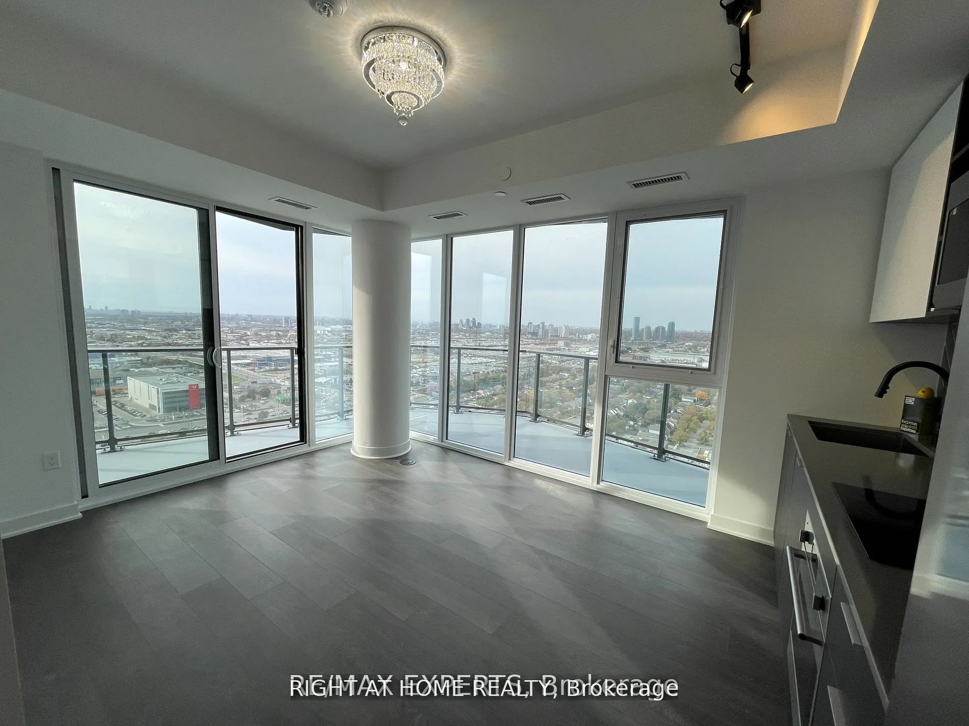 36 Zorra Street #2303