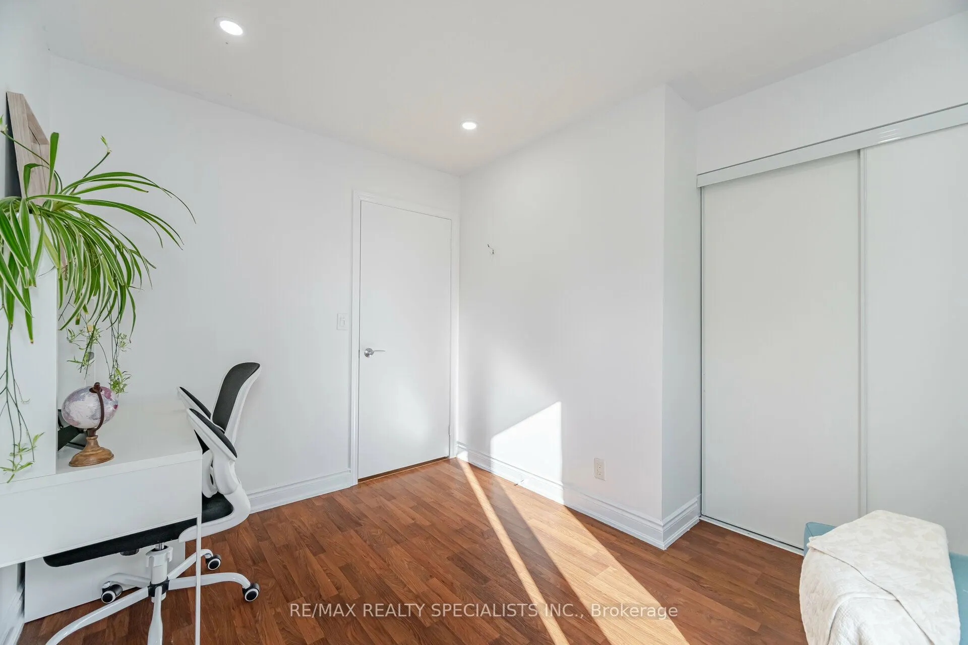 5 Richgrove Drive, #212