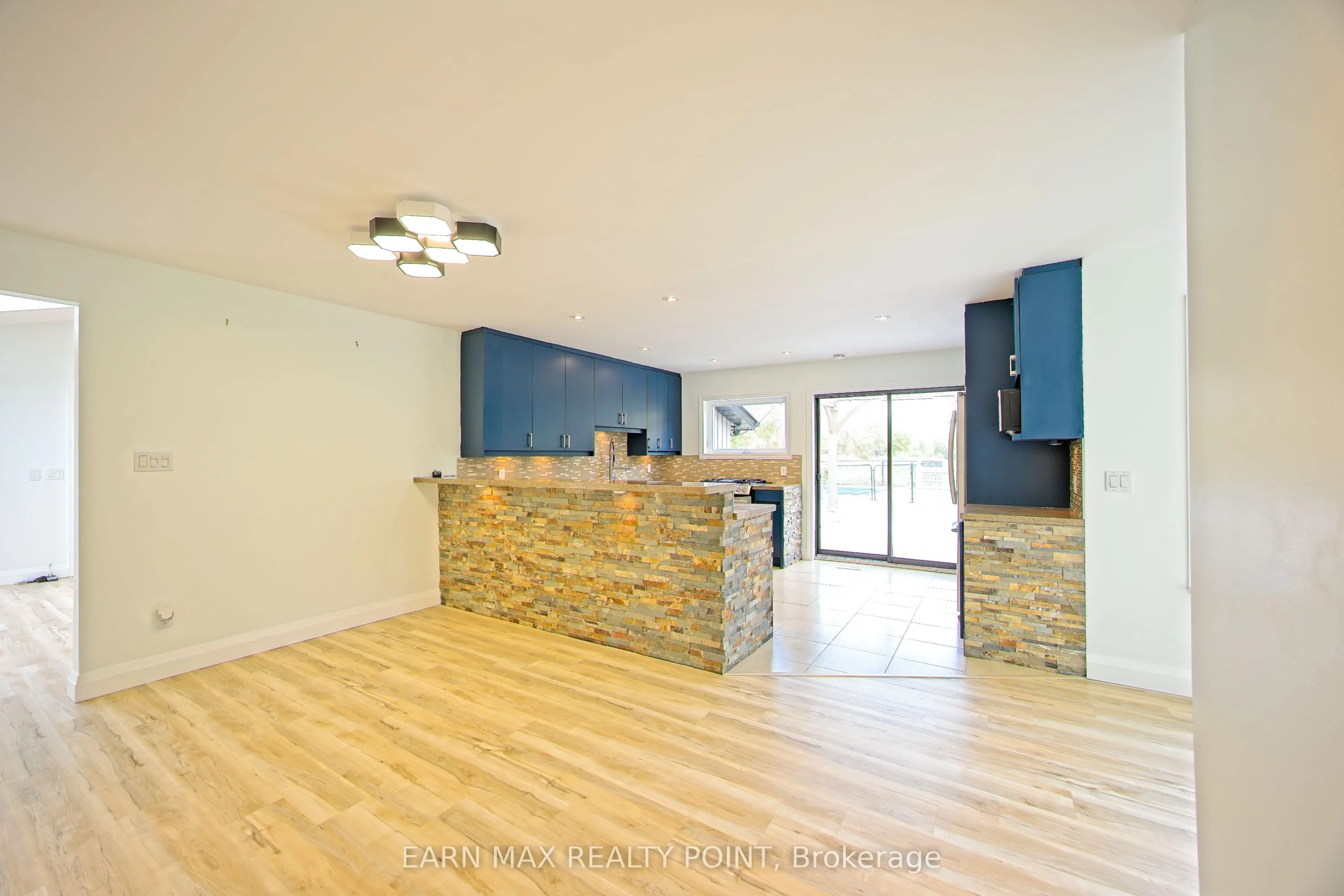 14399 Kennedy Road