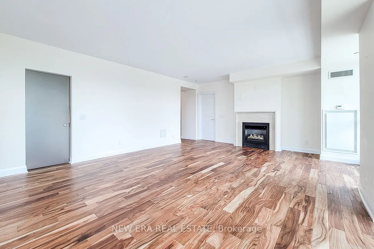 11 Bronte Road, #323