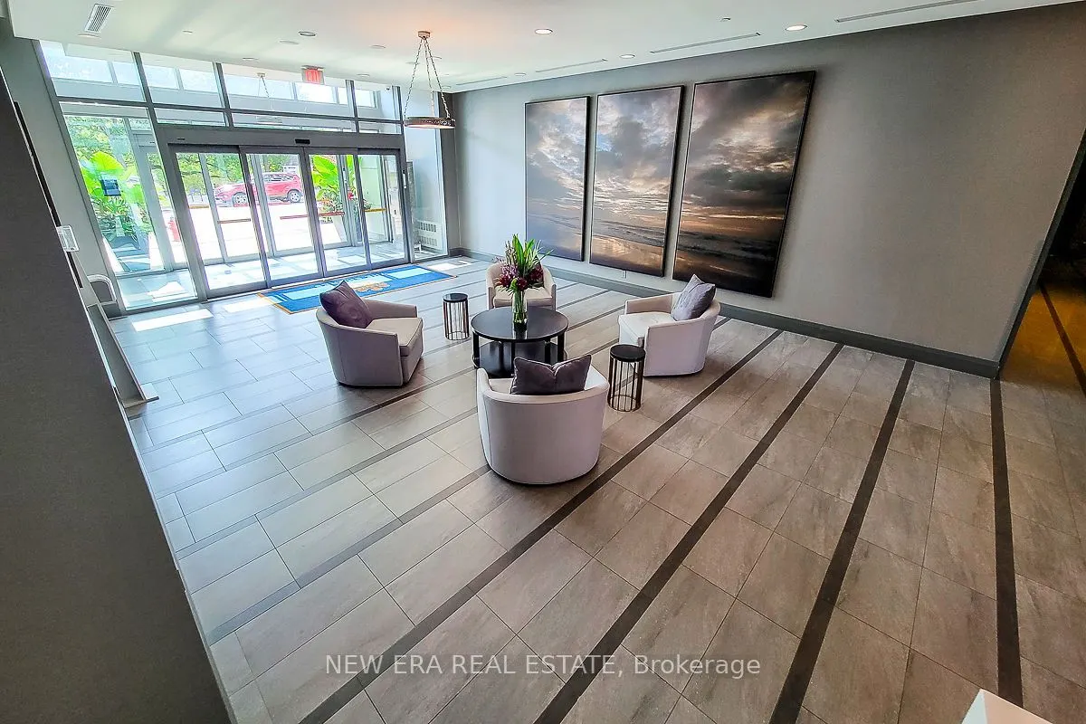 11 Bronte Road, #323