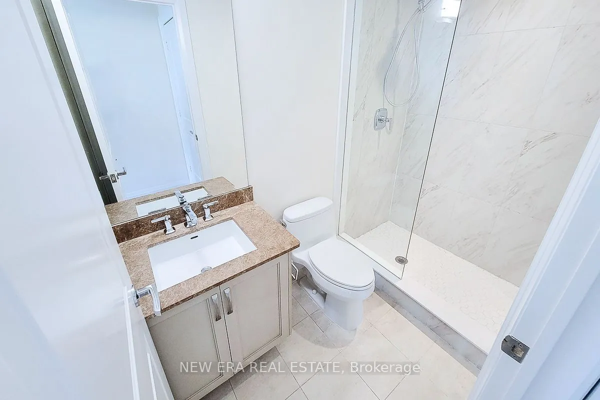 11 Bronte Road, #323