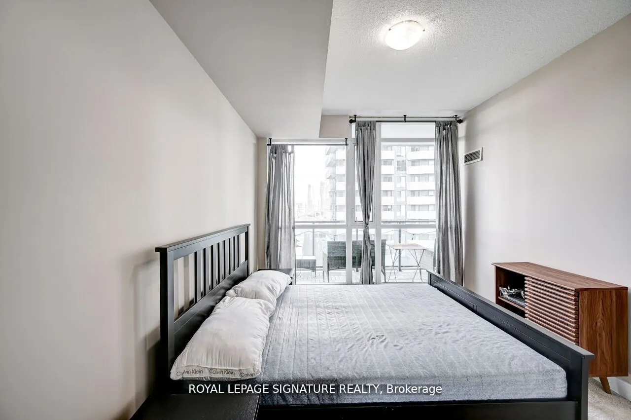 4070 Confederation Parkway, #910