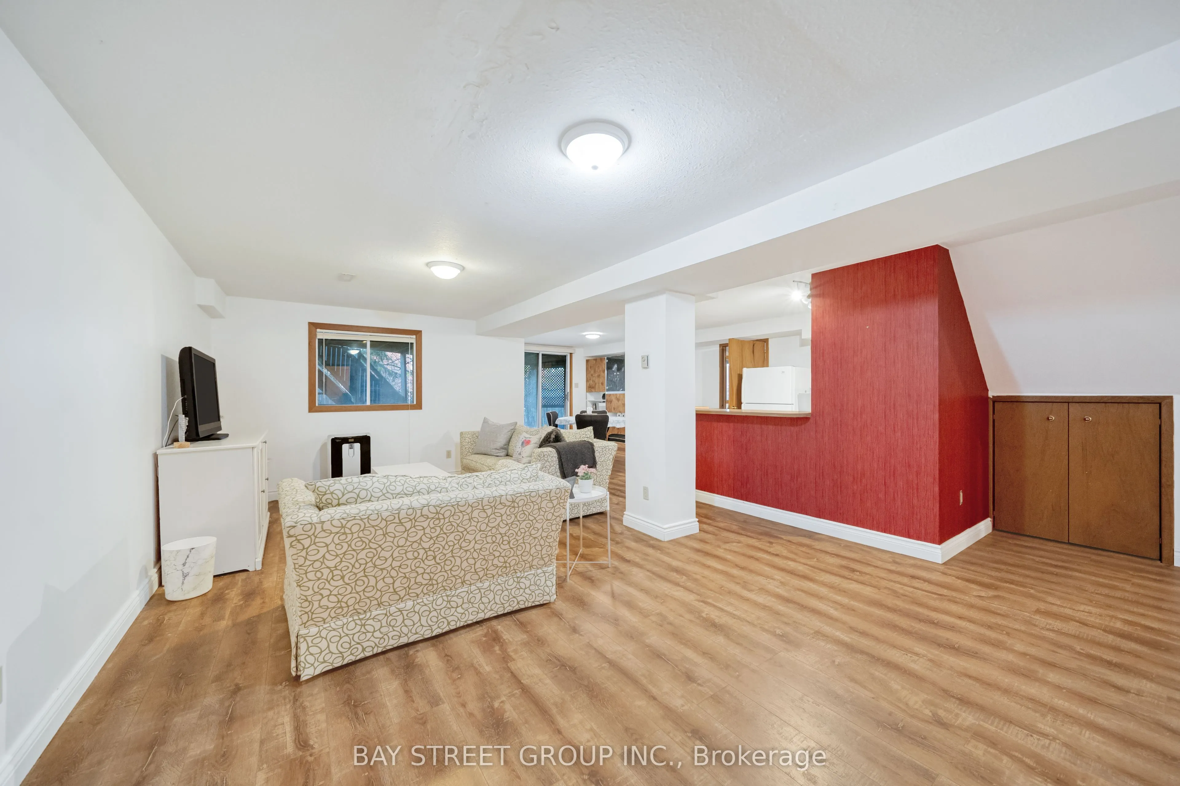 224 EDENWOOD Crescent