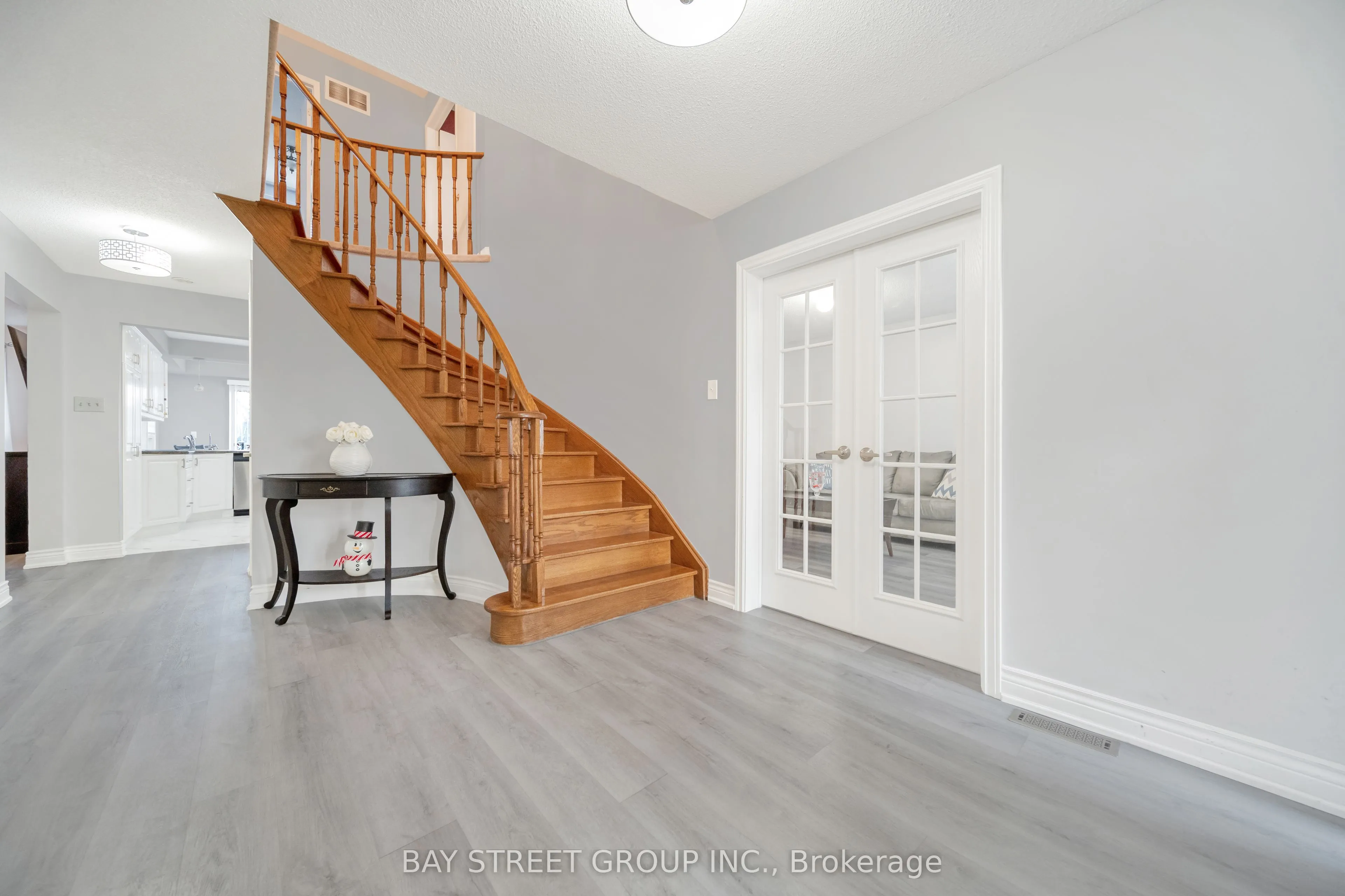 224 EDENWOOD Crescent