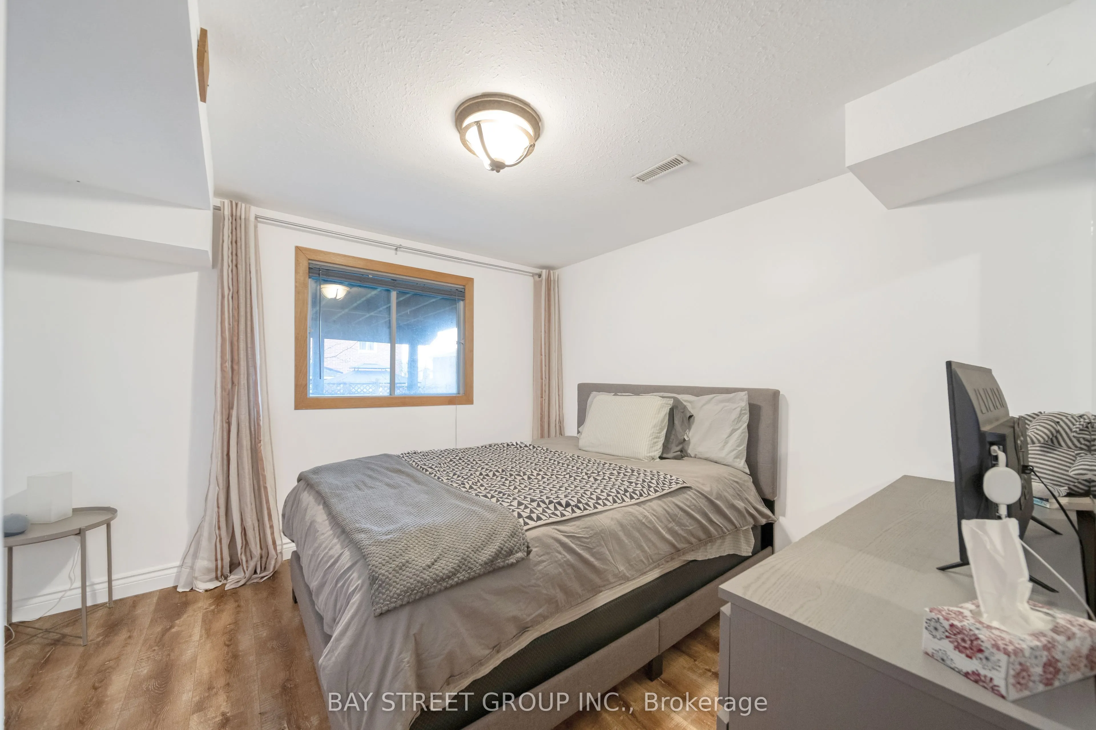 224 EDENWOOD Crescent