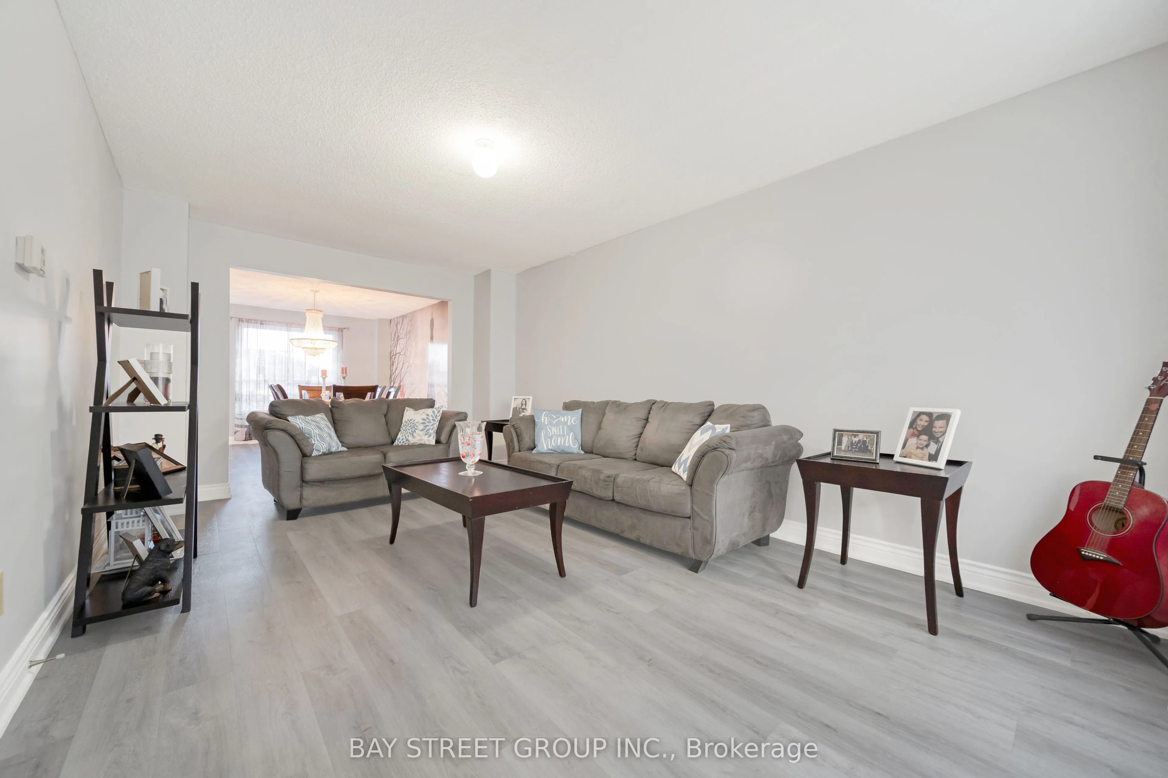 224 EDENWOOD Crescent