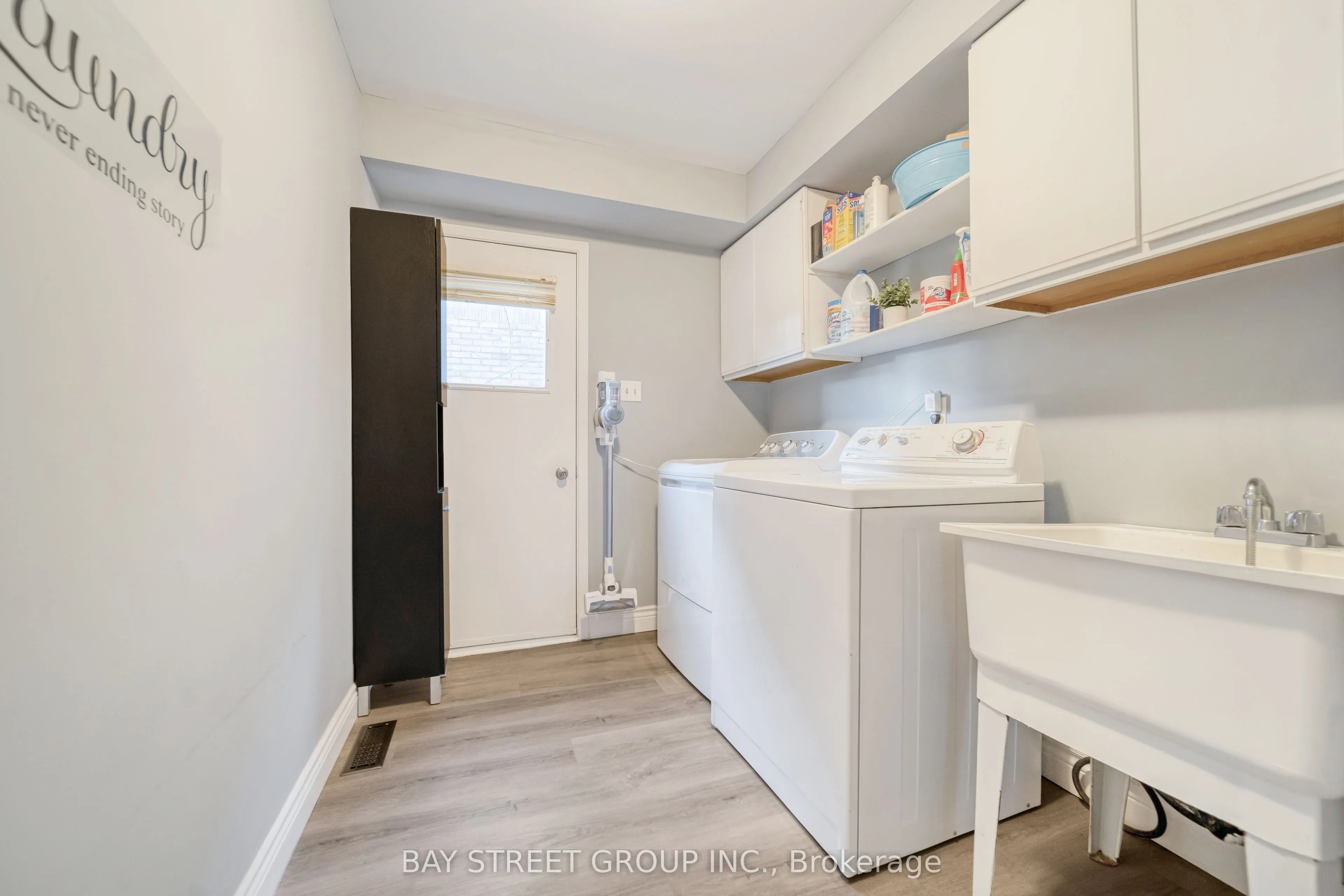 224 EDENWOOD Crescent