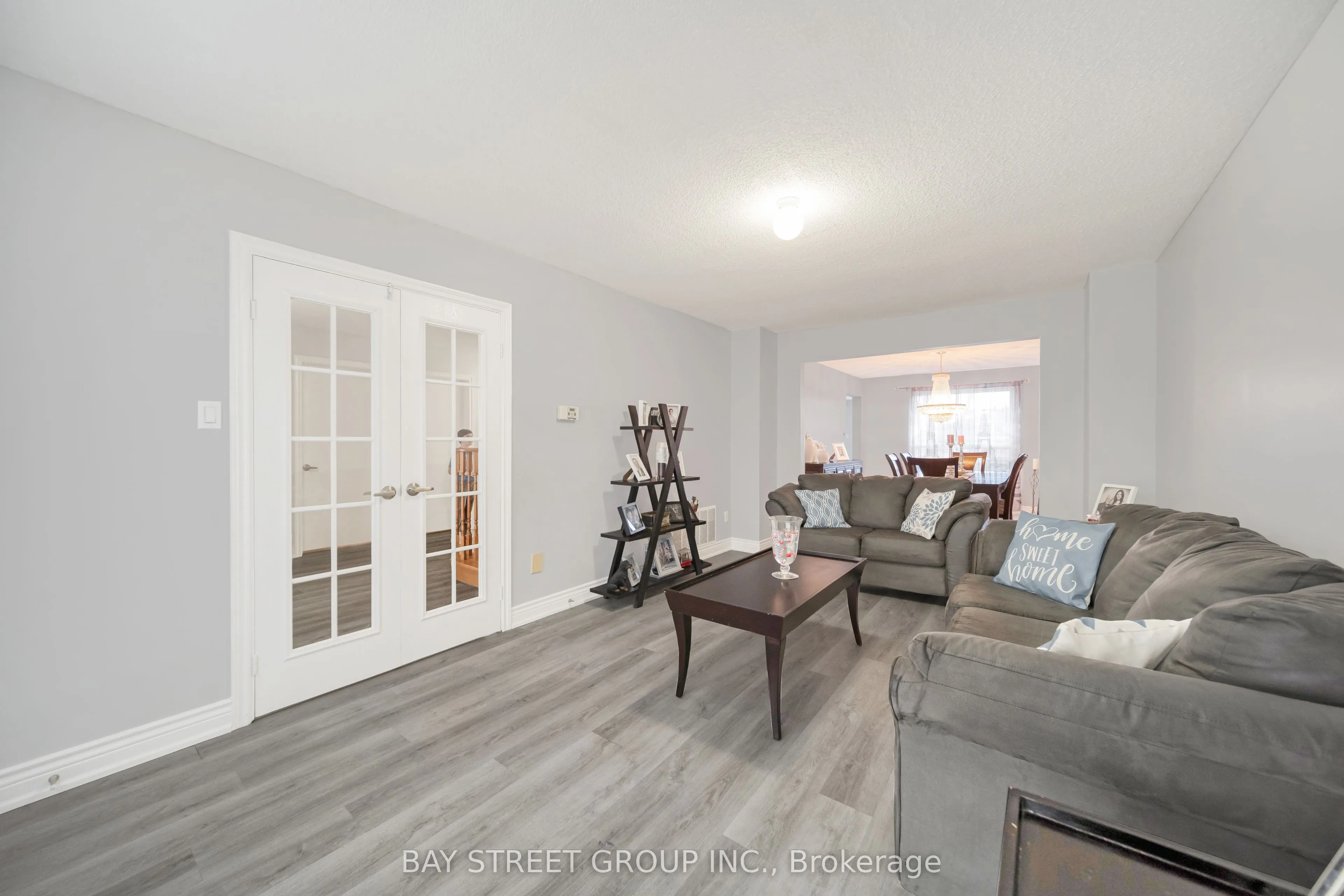 224 EDENWOOD Crescent