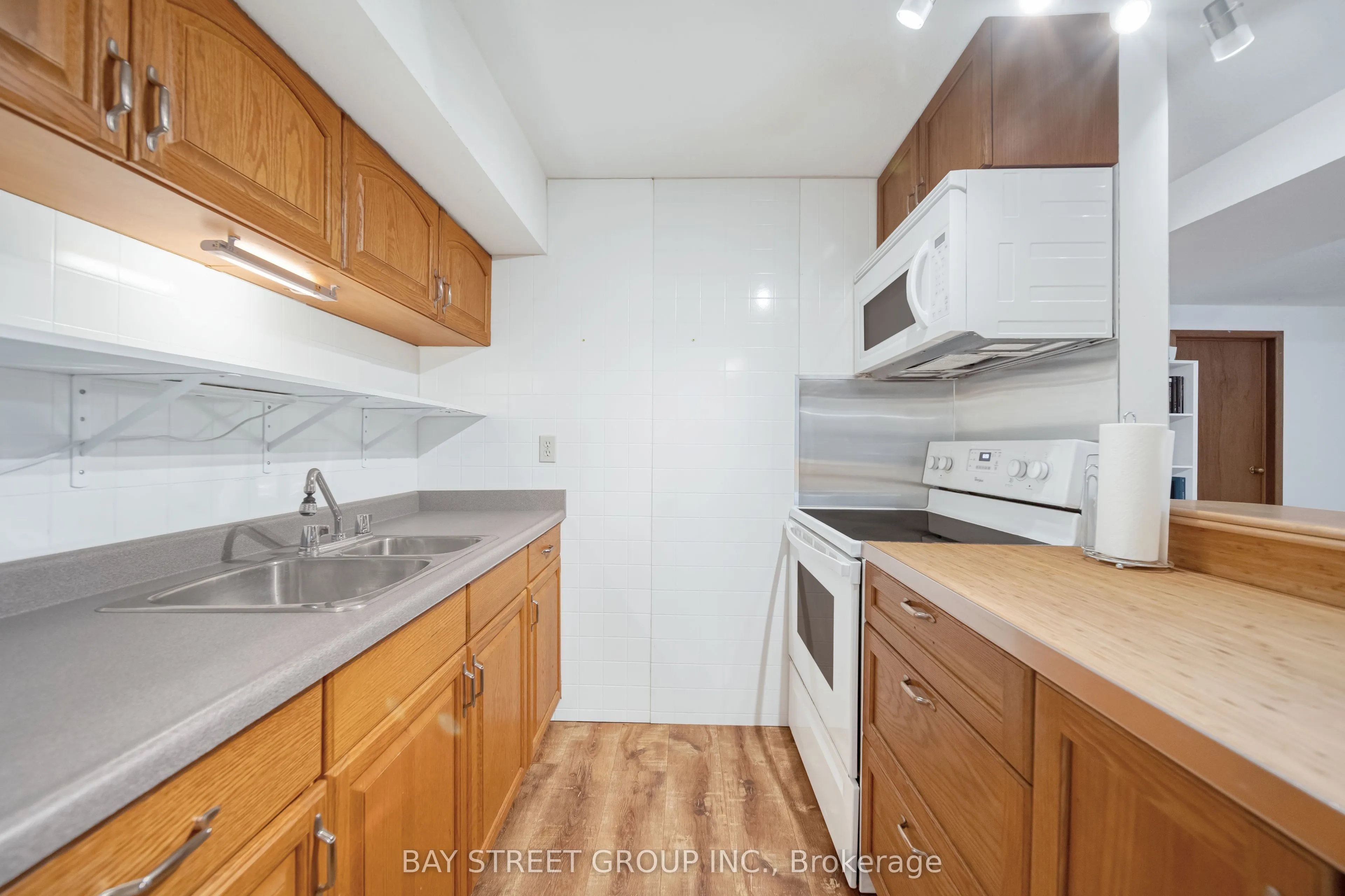 224 EDENWOOD Crescent