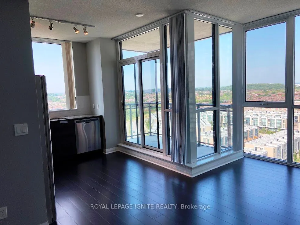 75 Eglinton Avenue W, #1107