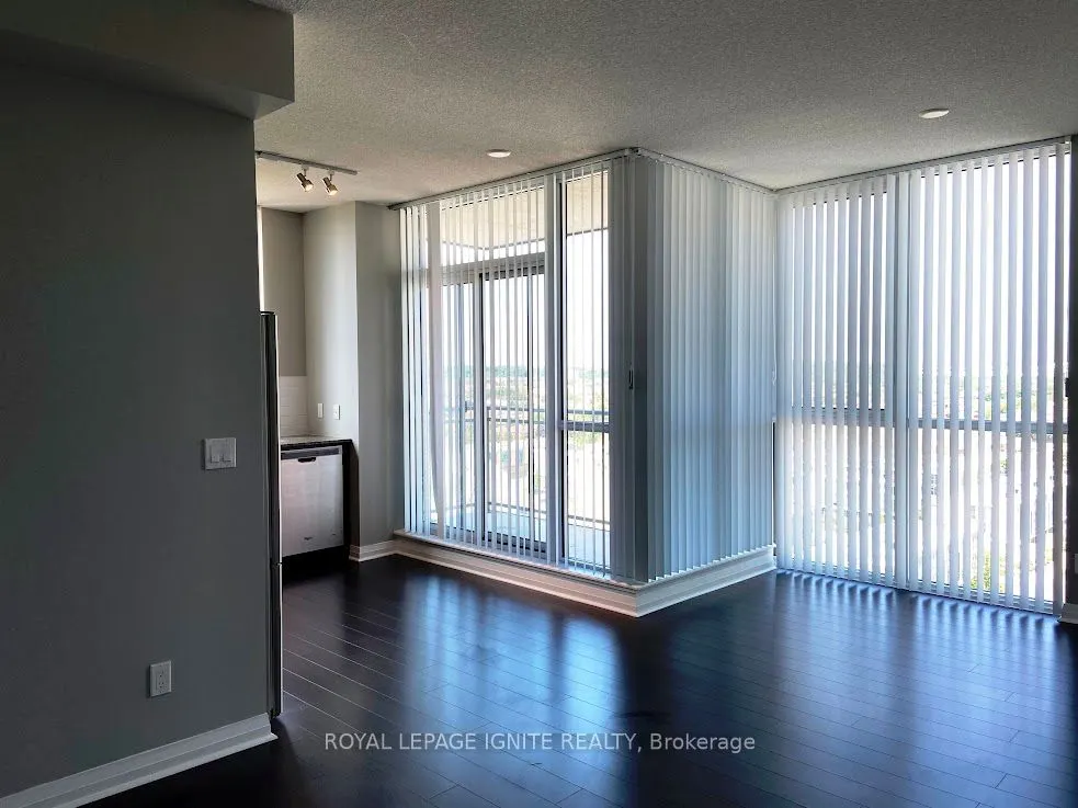 75 Eglinton Avenue W, #1107