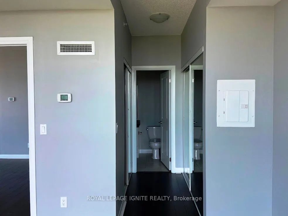 75 Eglinton Avenue W, #1107