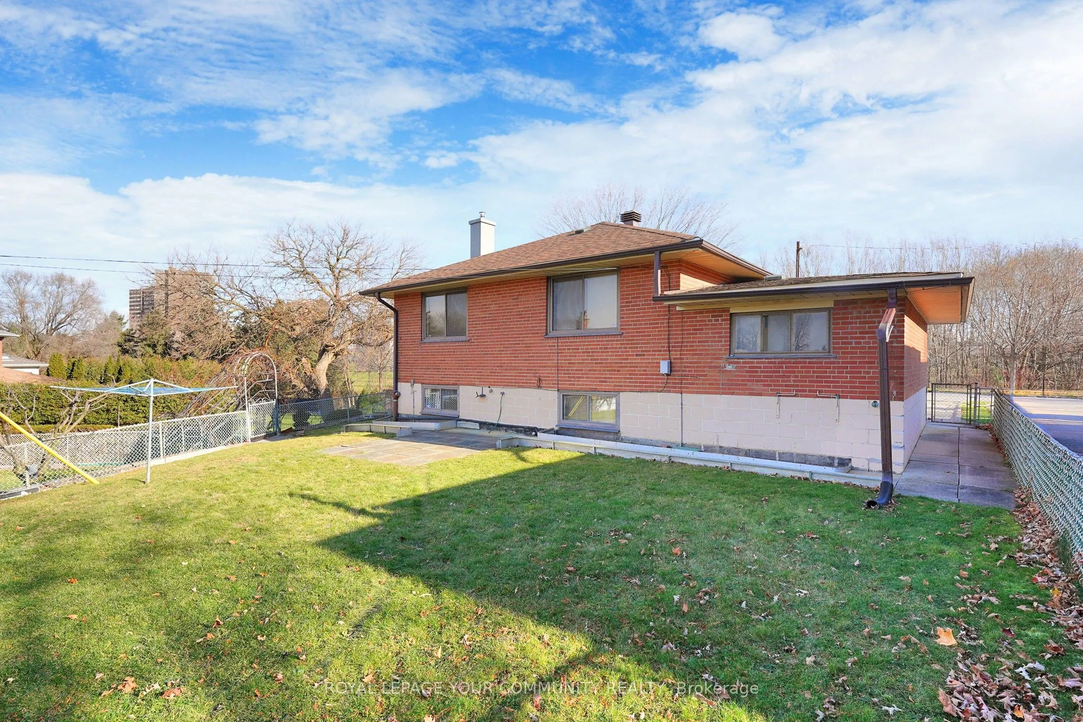 78 WINCOTT Drive