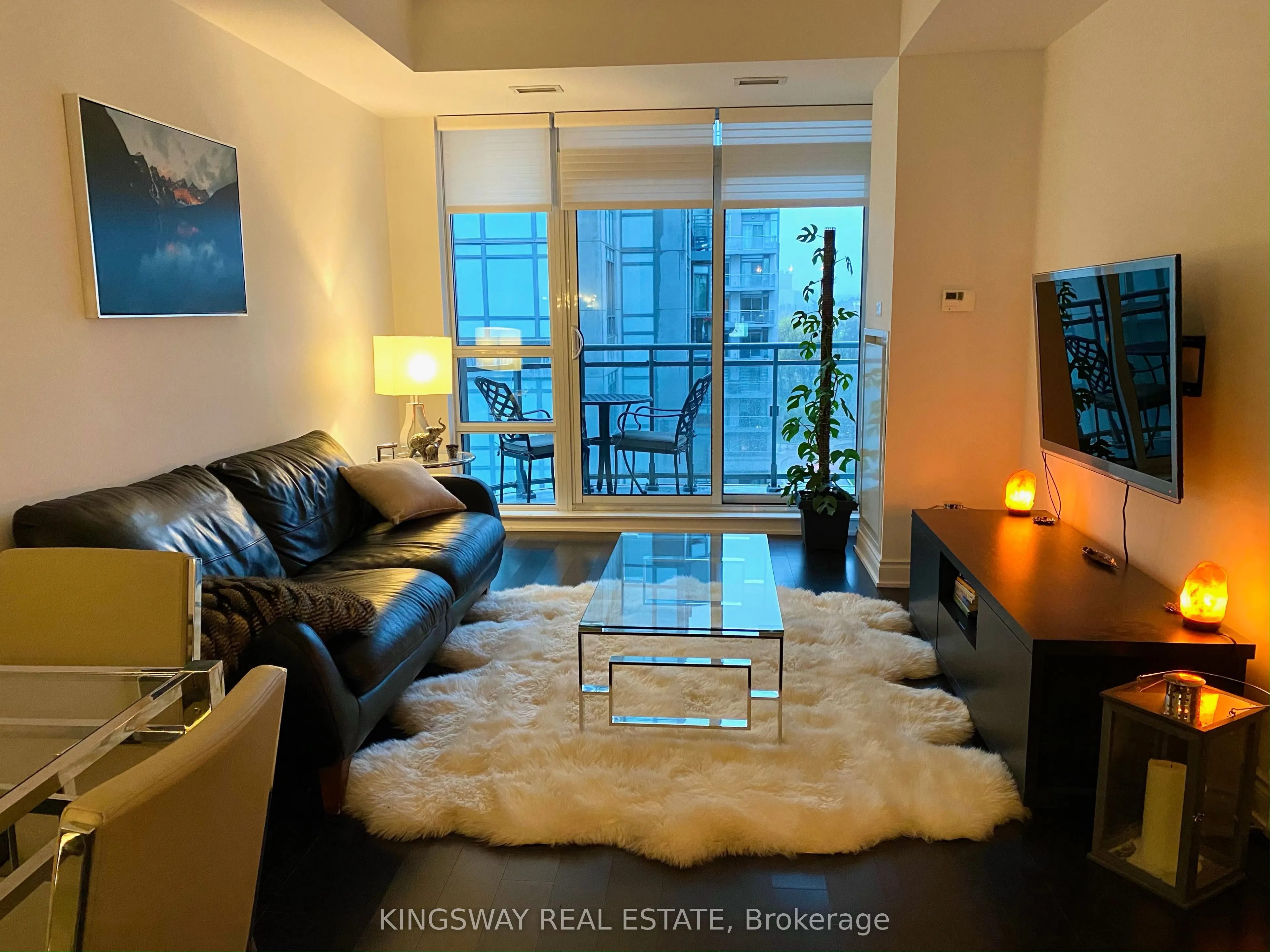 3500 Lakeshore Road W, #608A