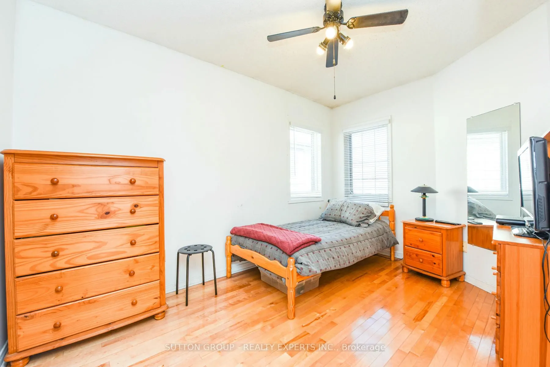 48 Yellow Brick Road