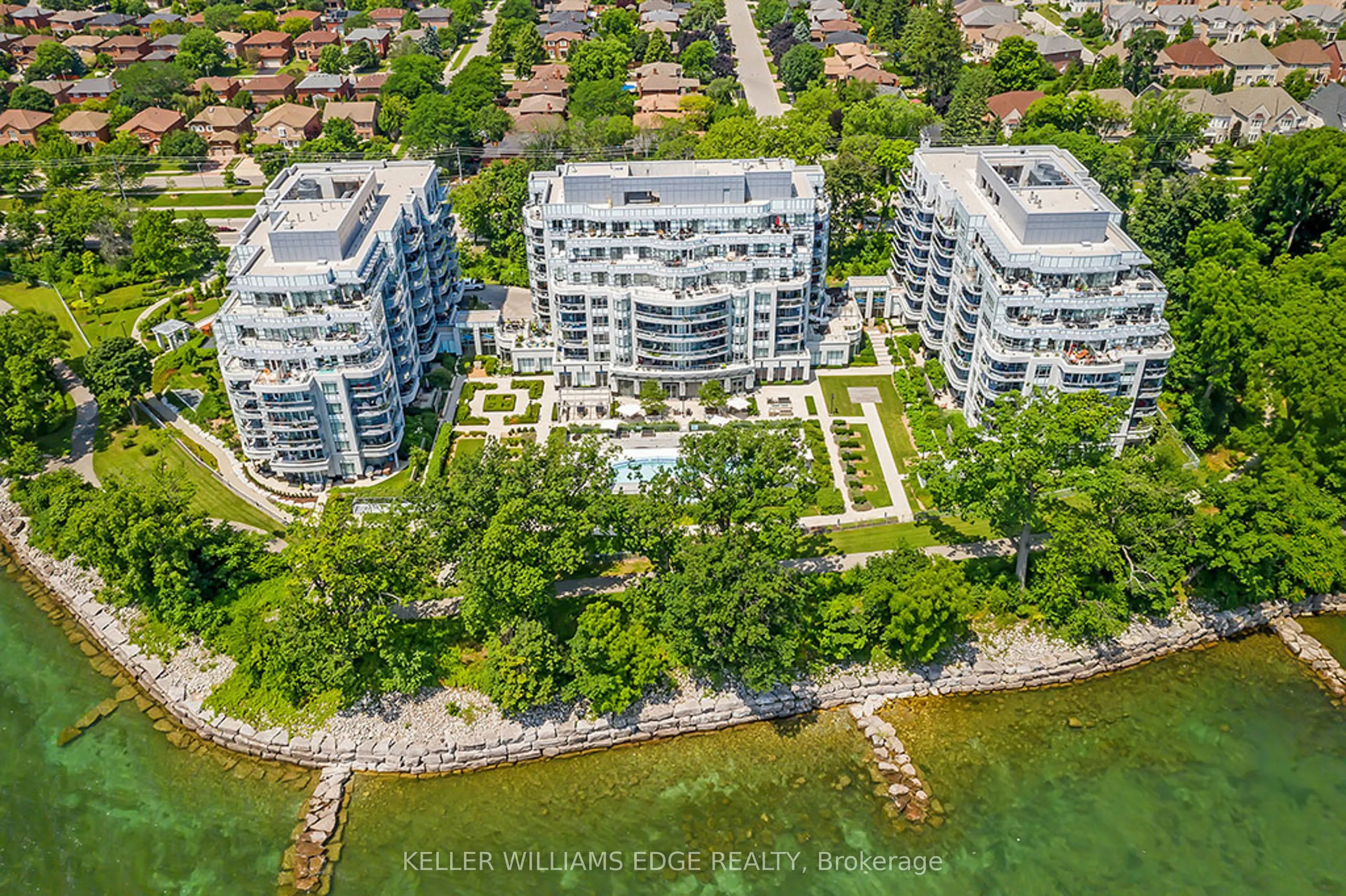 3500 Lakeshore Road W, #808