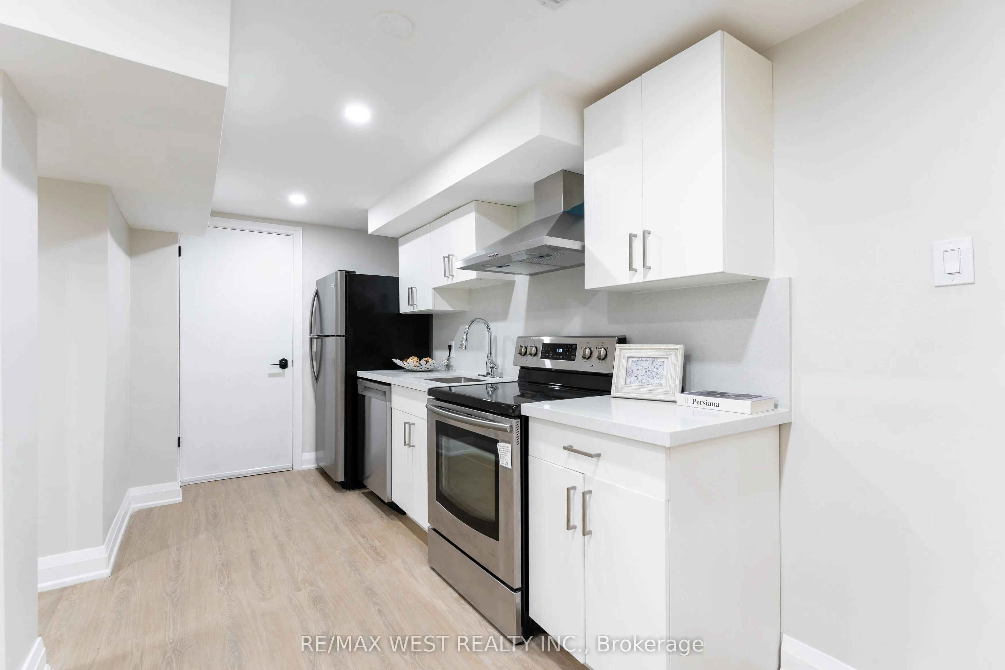 277 Wallenberg Crescent