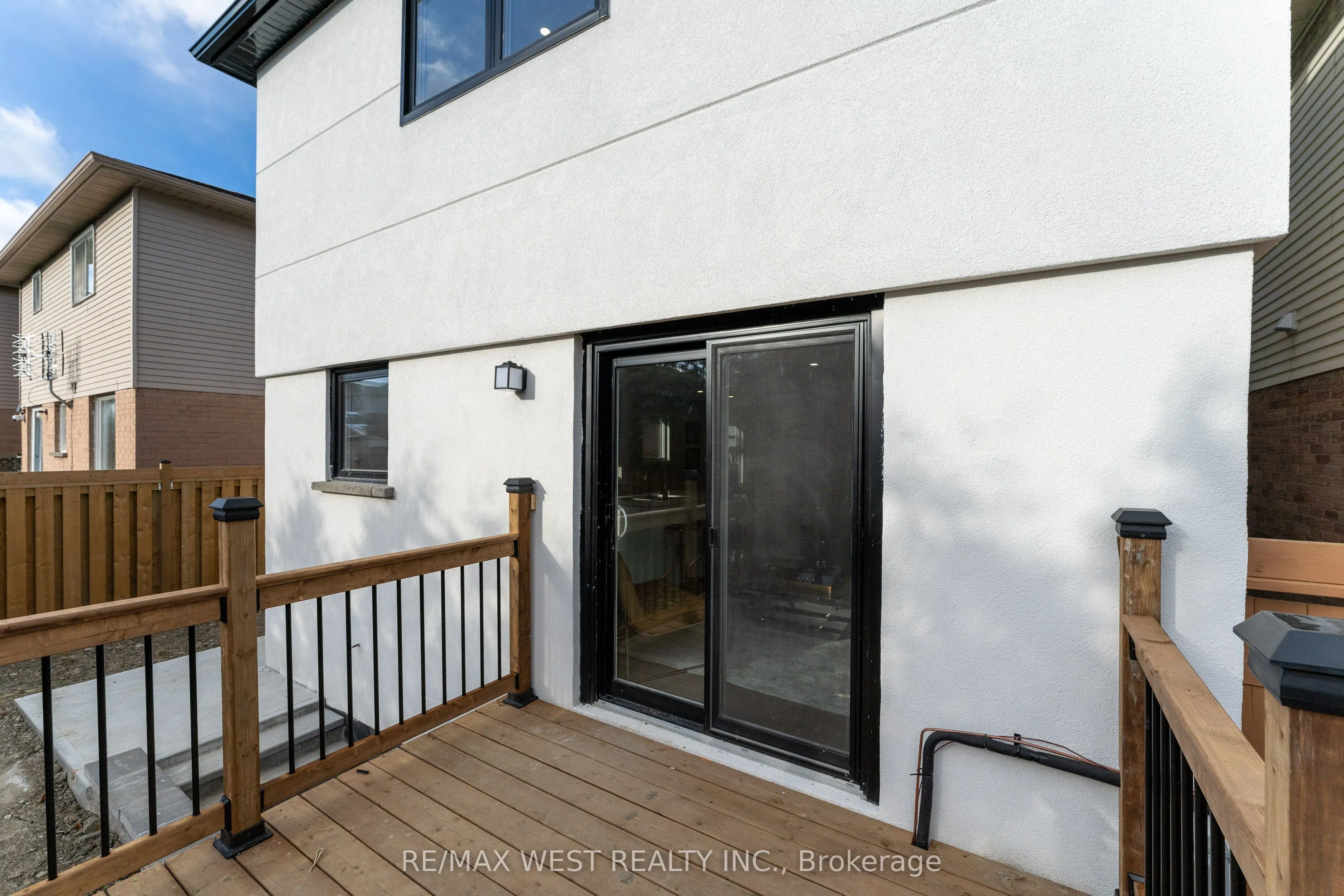 277 Wallenberg Crescent