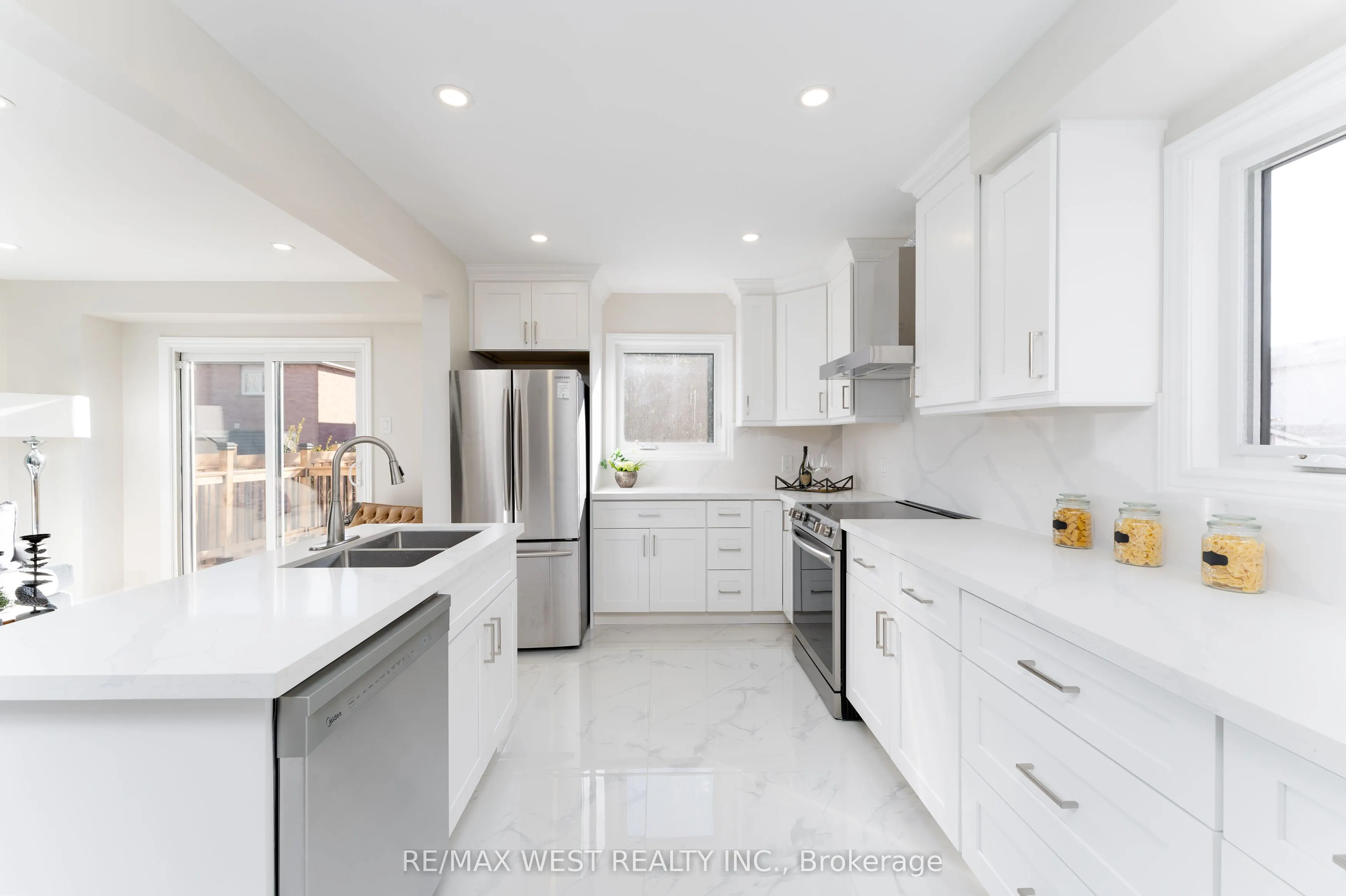 277 Wallenberg Crescent