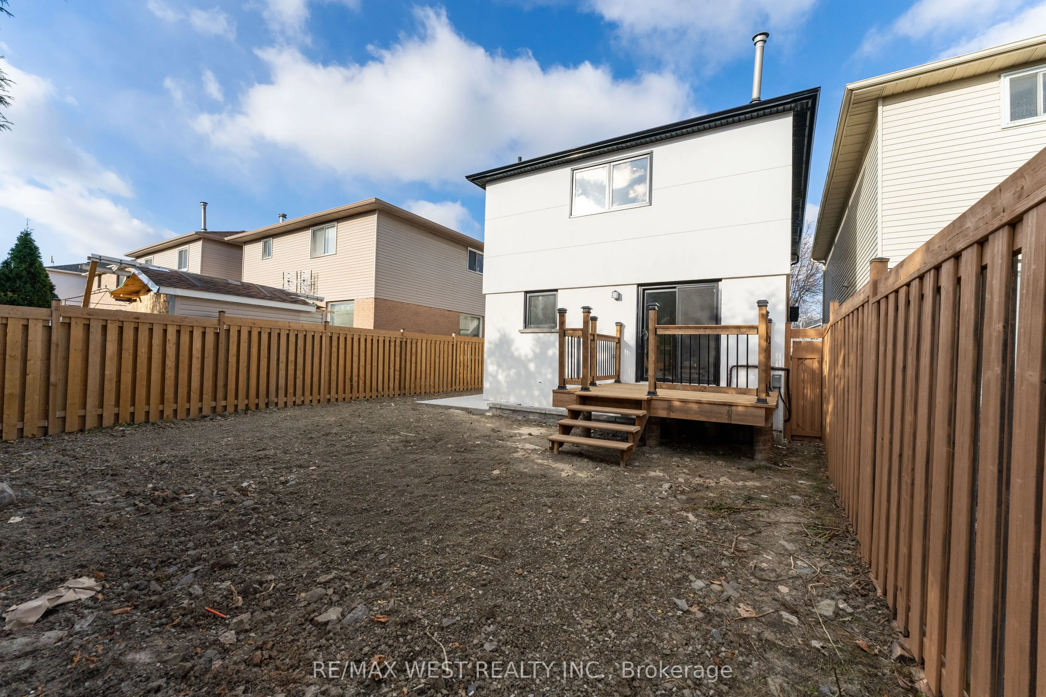 277 Wallenberg Crescent