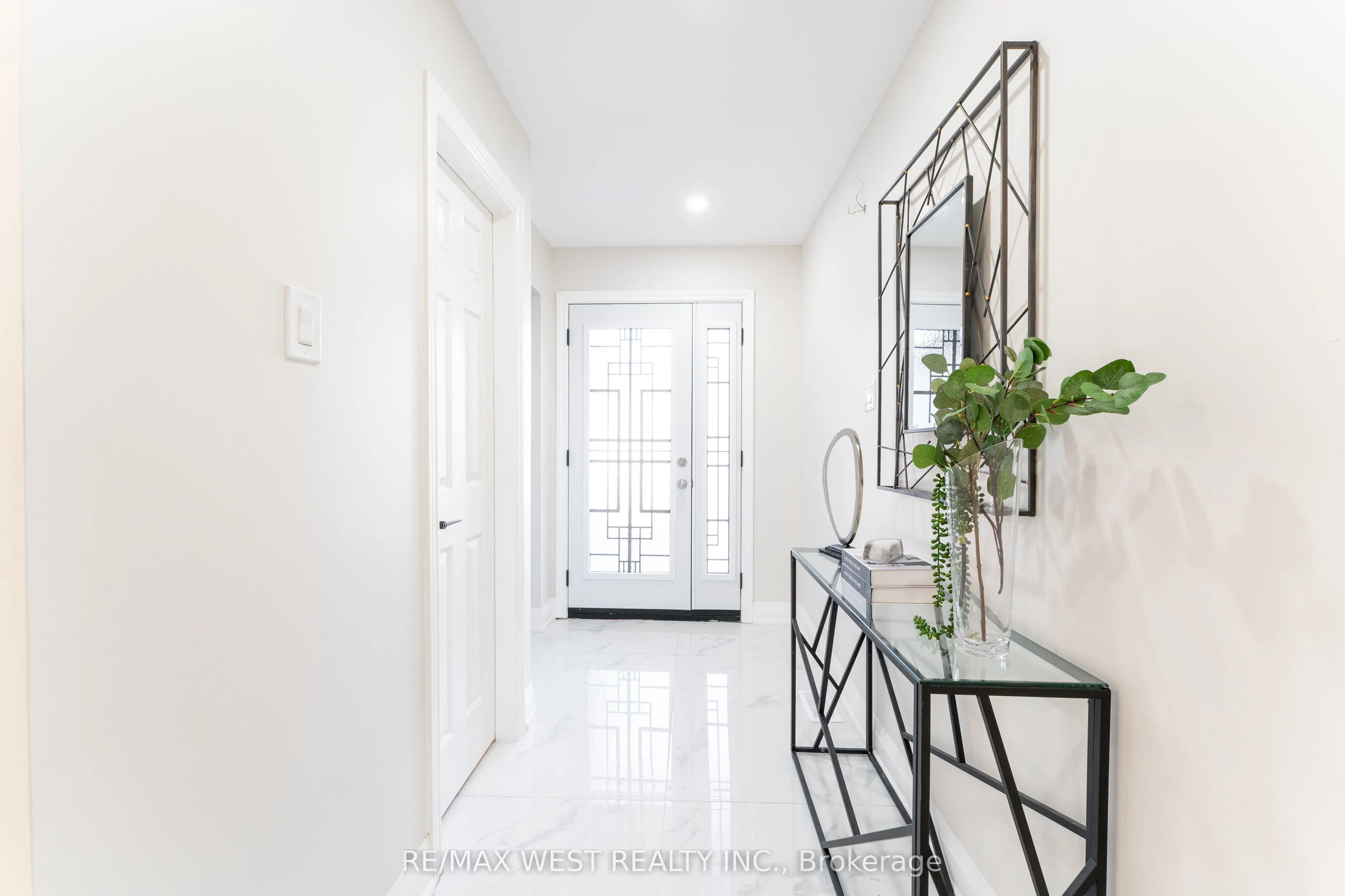 277 Wallenberg Crescent