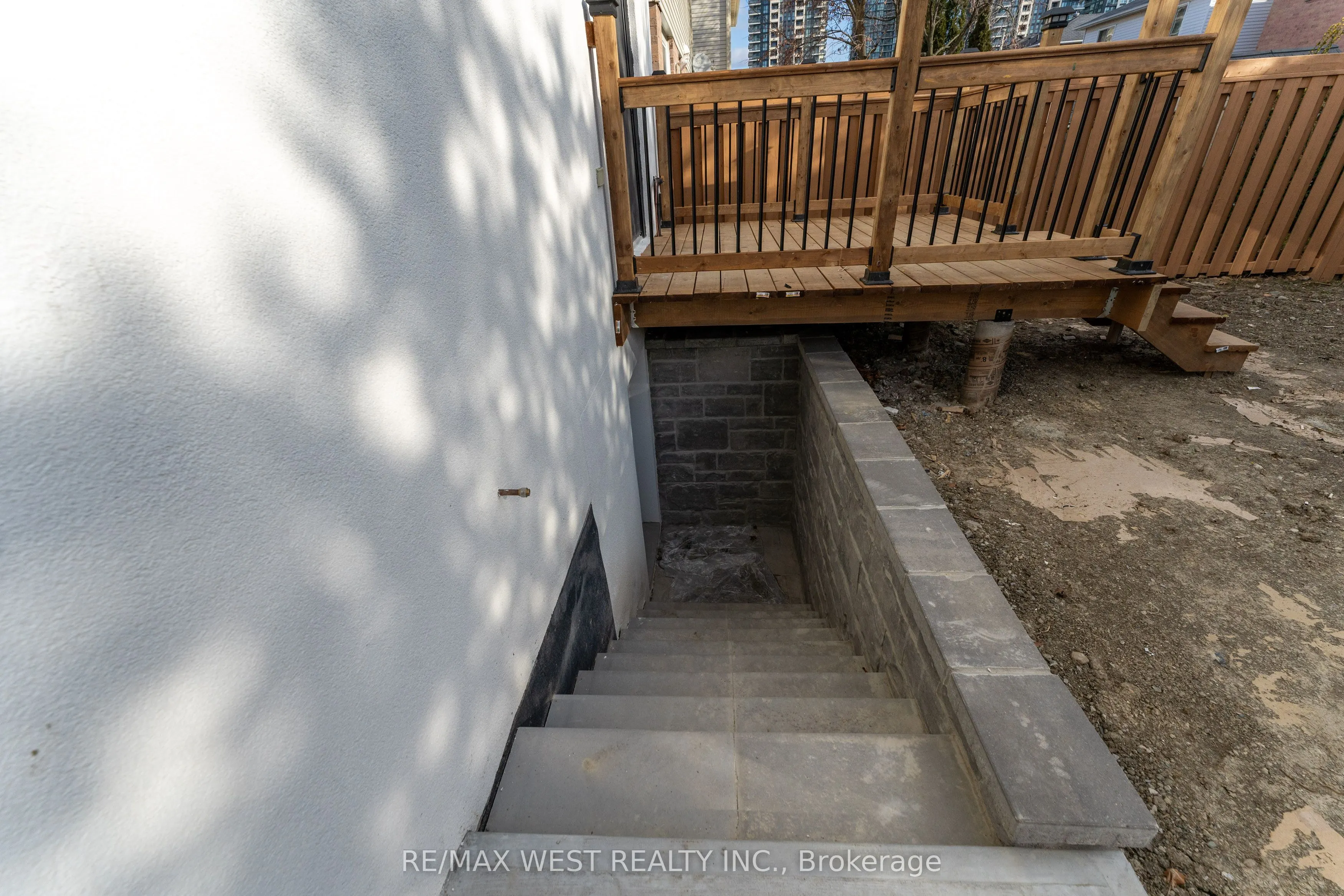 277 Wallenberg Crescent