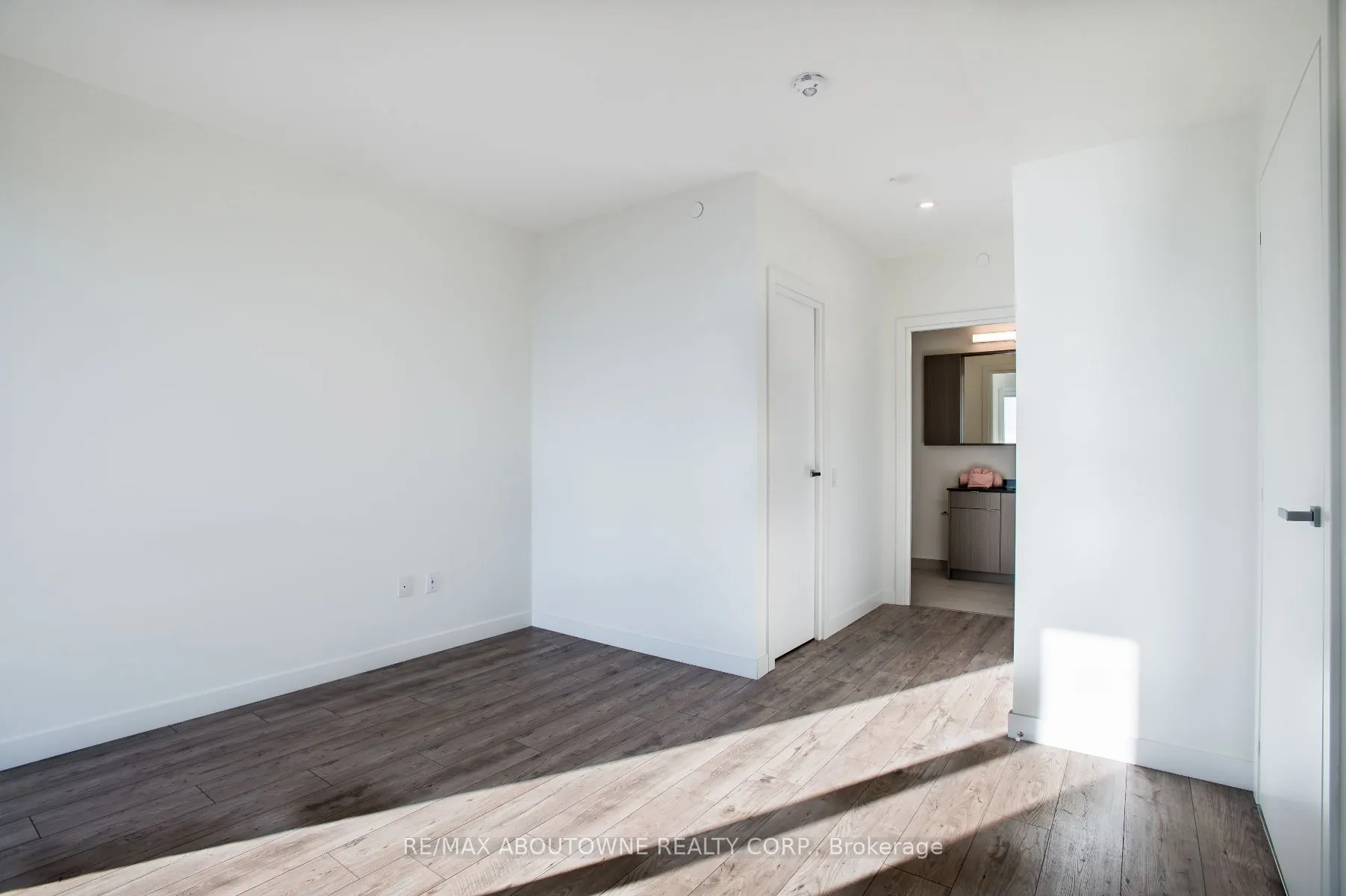 125 Bronte Road, #A0702