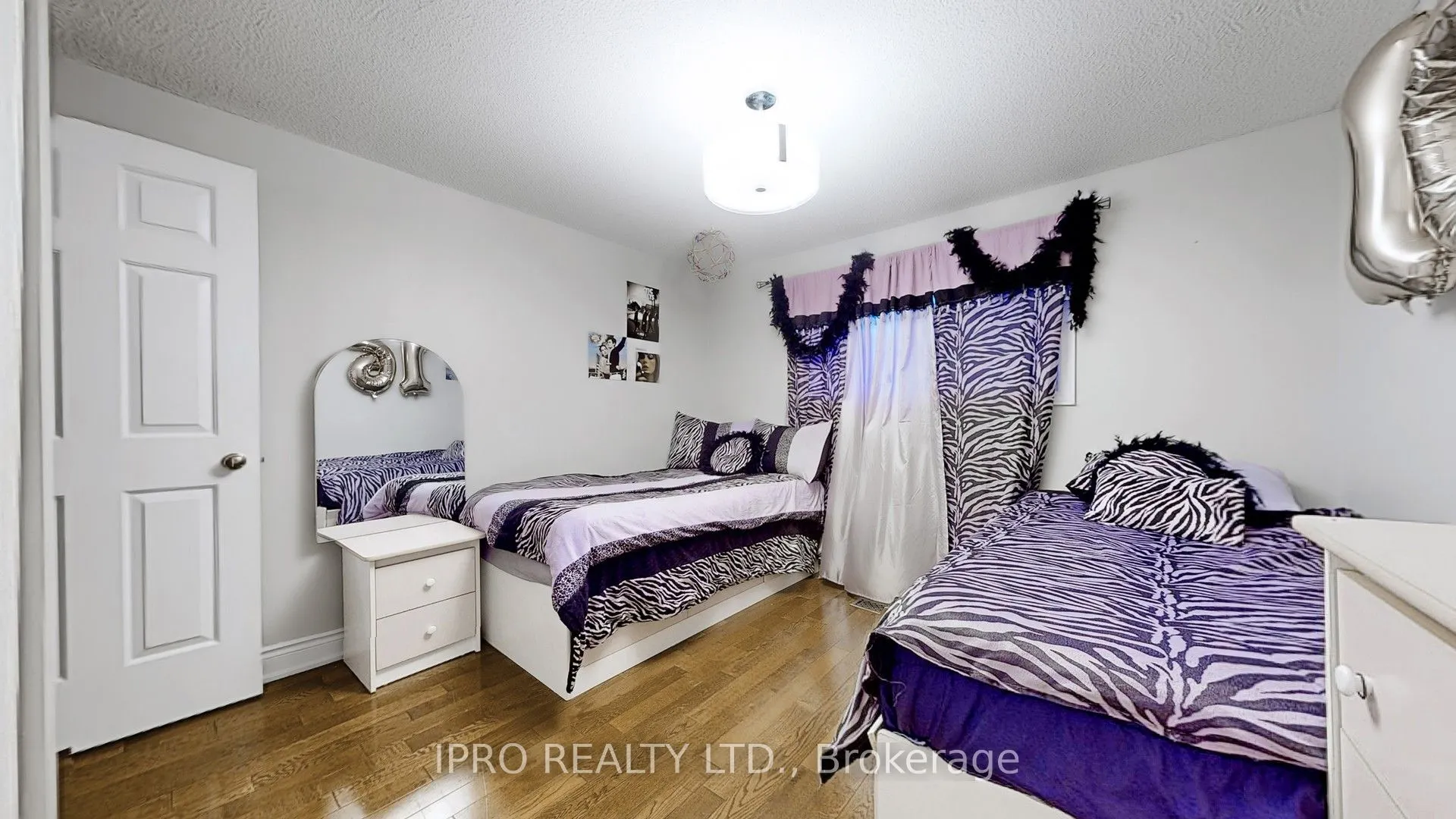 2798 Lindholm Crescent