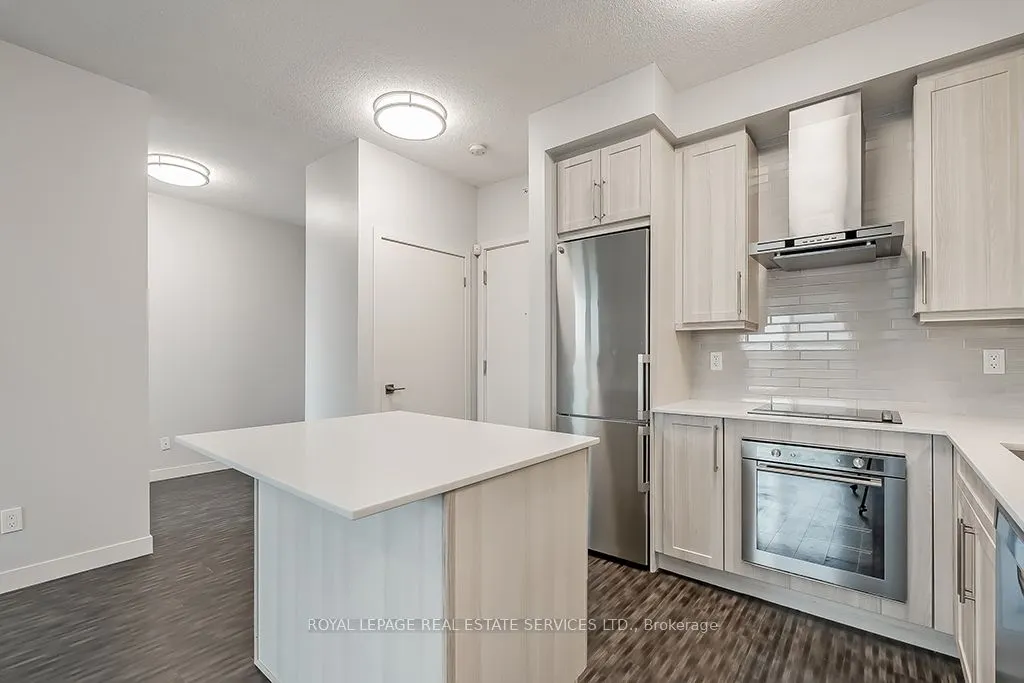2081 Fairview Street, #602