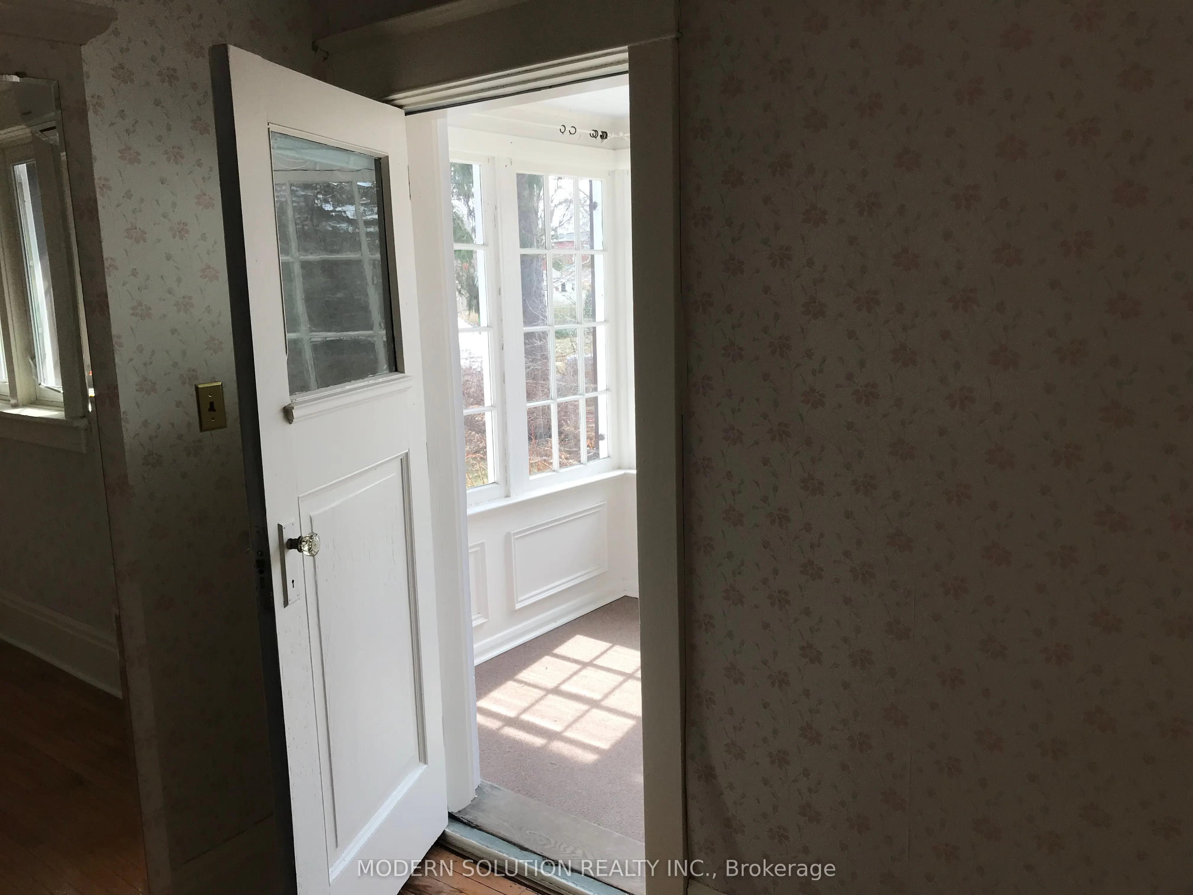 28 Forest Avenue