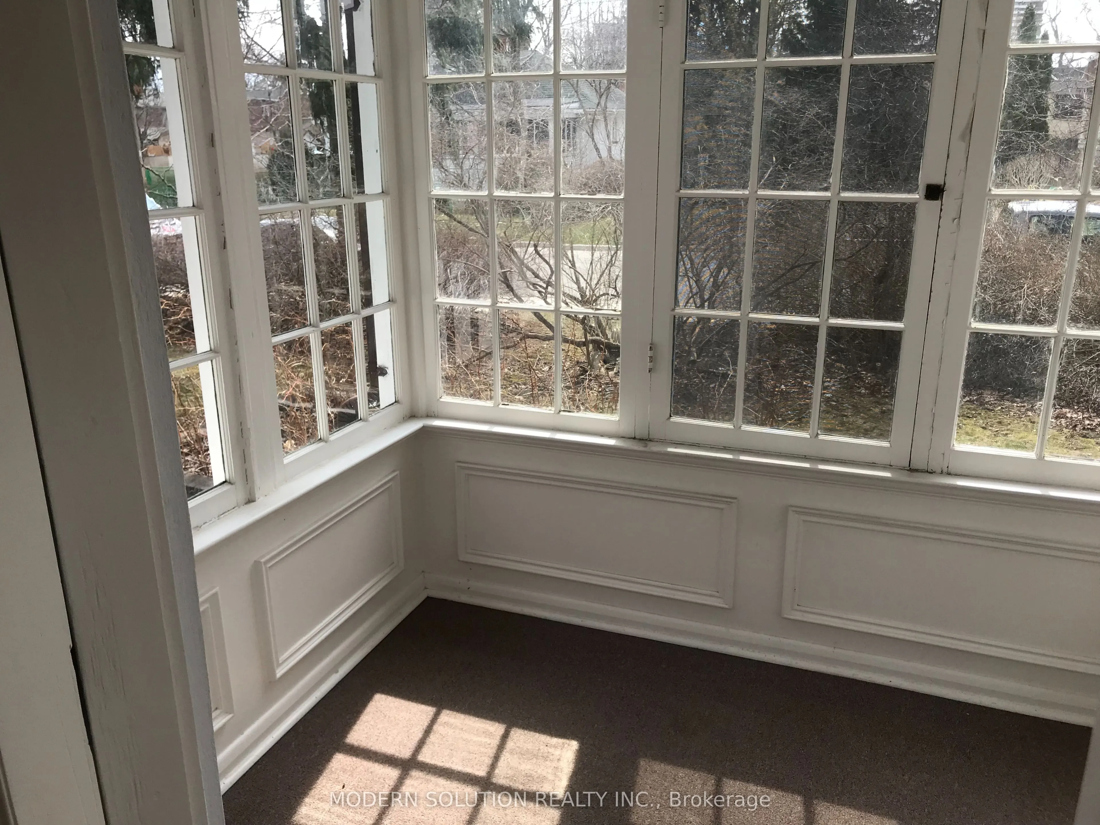 28 Forest Avenue