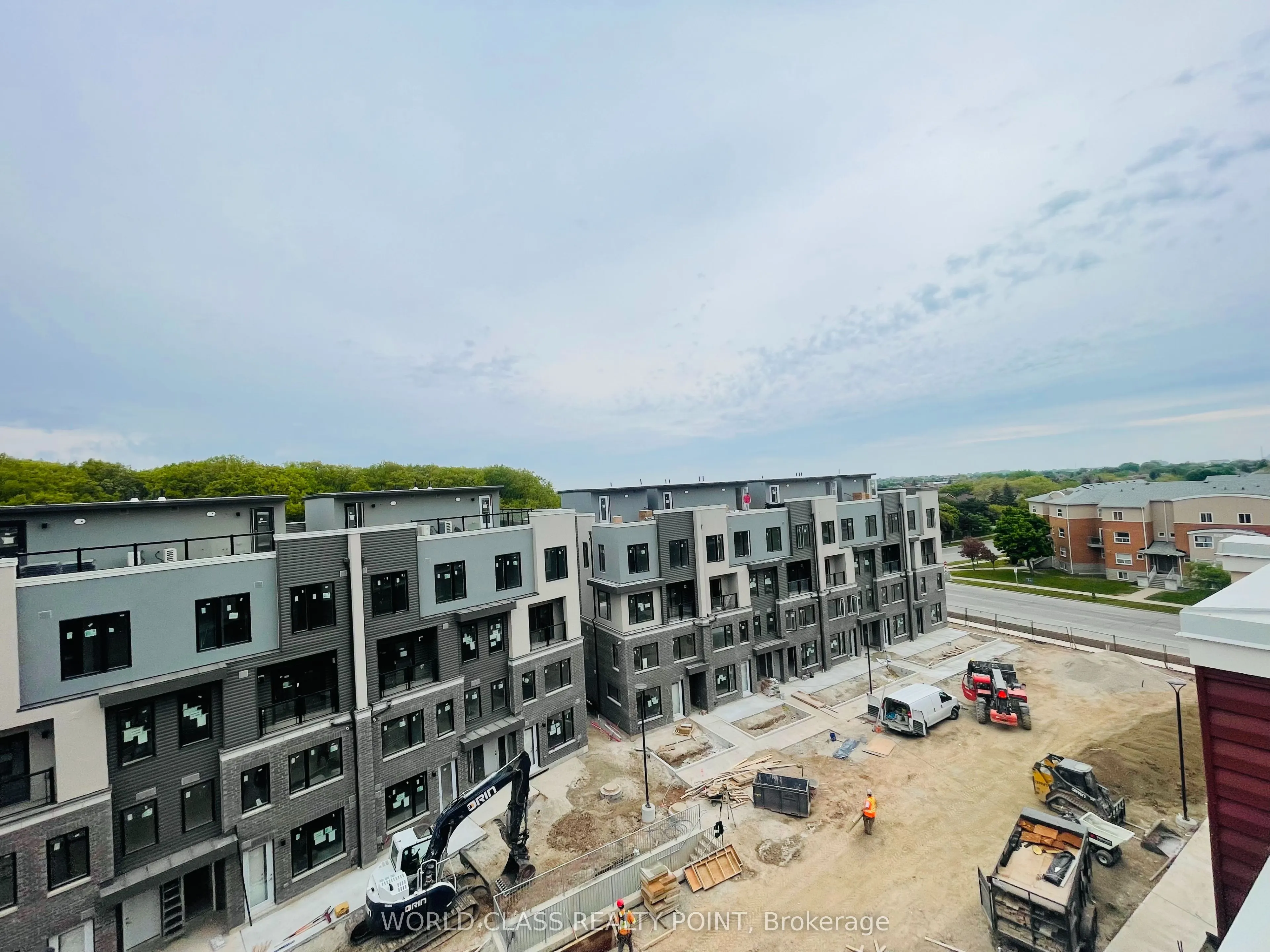 3546 Colonial Drive #25