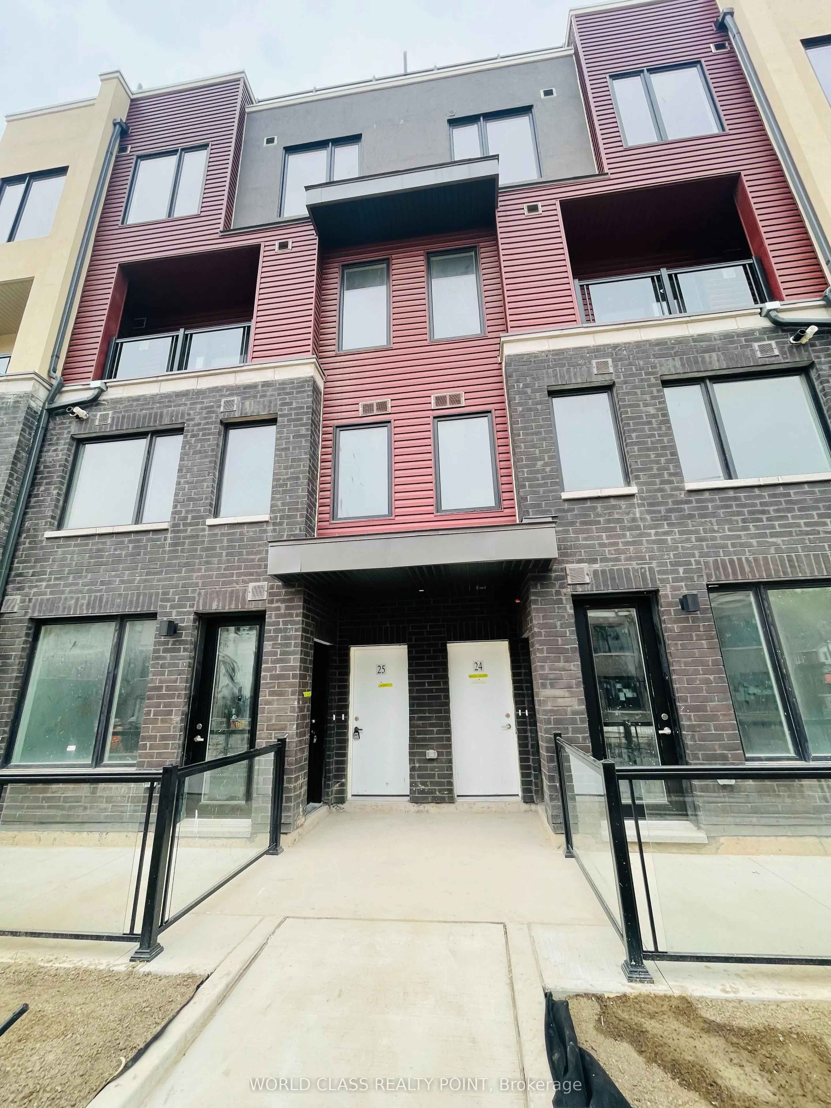 3546 Colonial Drive #25