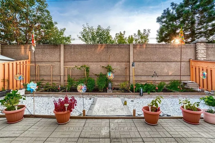 48 Angelucci Drive