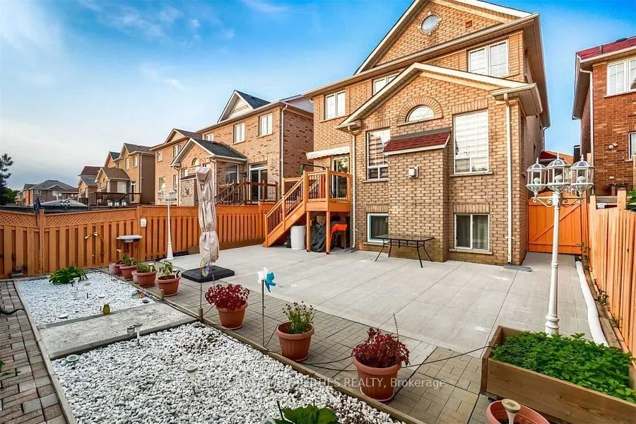 48 Angelucci Drive