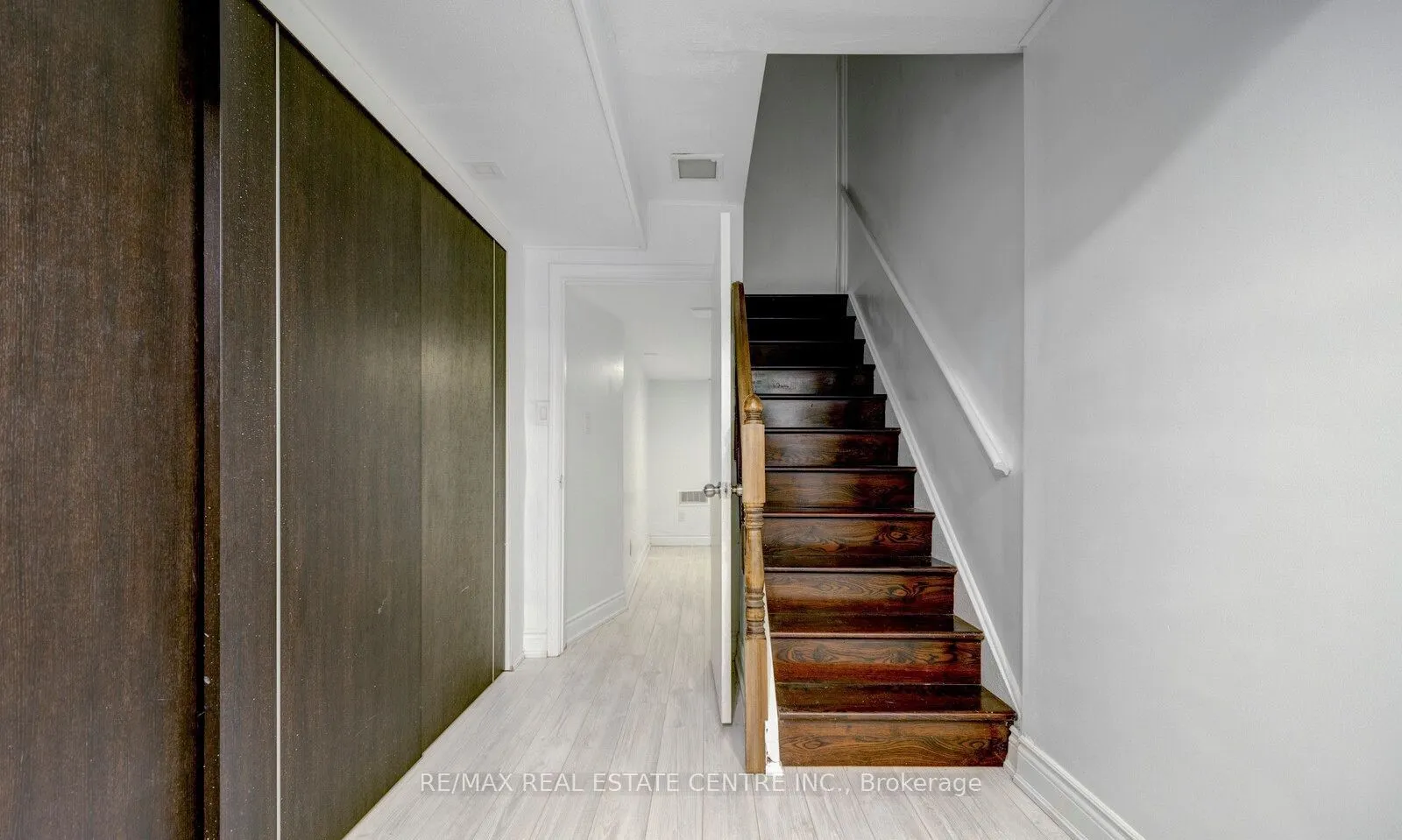 12 Charing Drive
