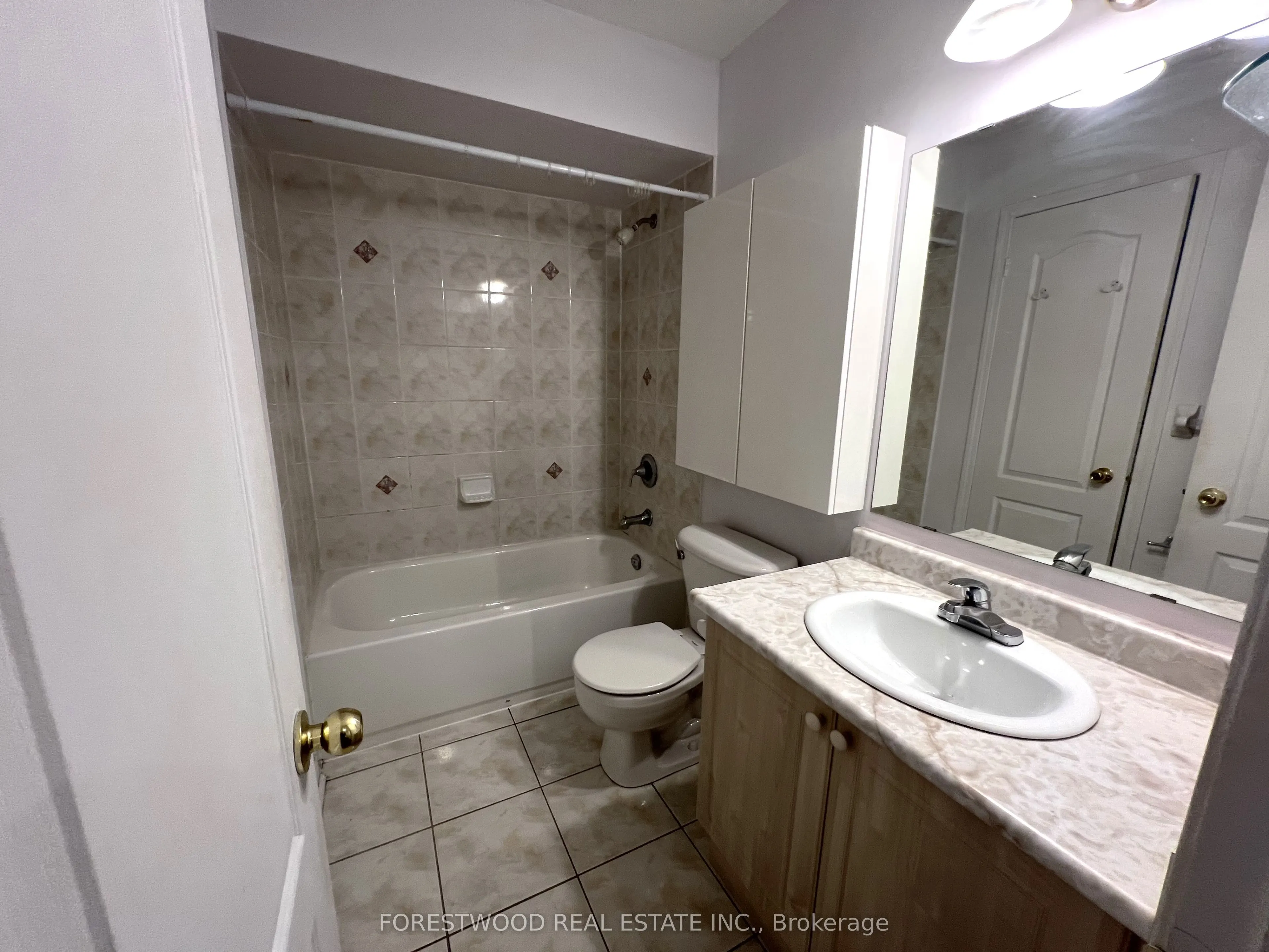 3030 Breakwater Court, #84