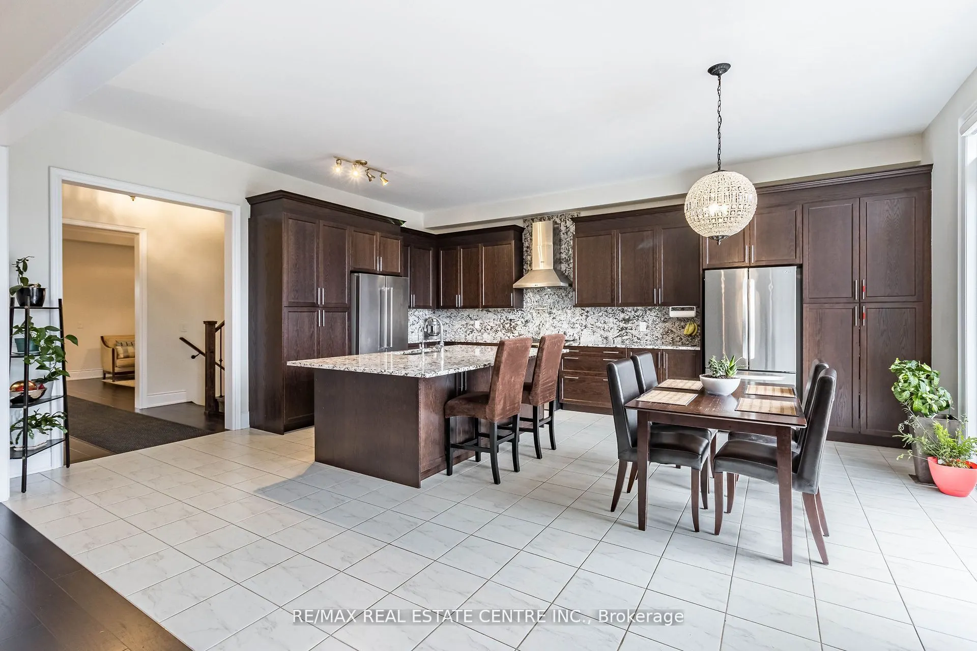 35 Arthur Griffin Crescent