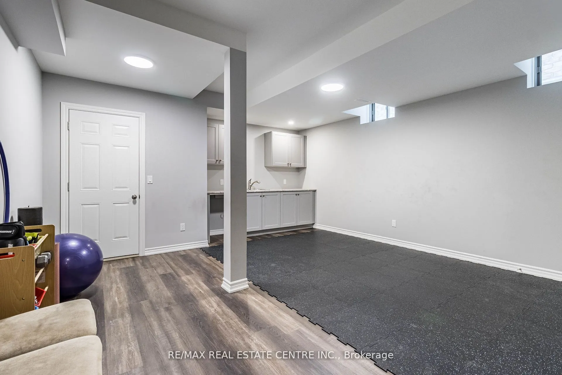 35 Arthur Griffin Crescent