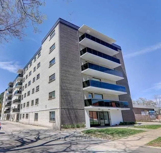 2411 New Street, #604