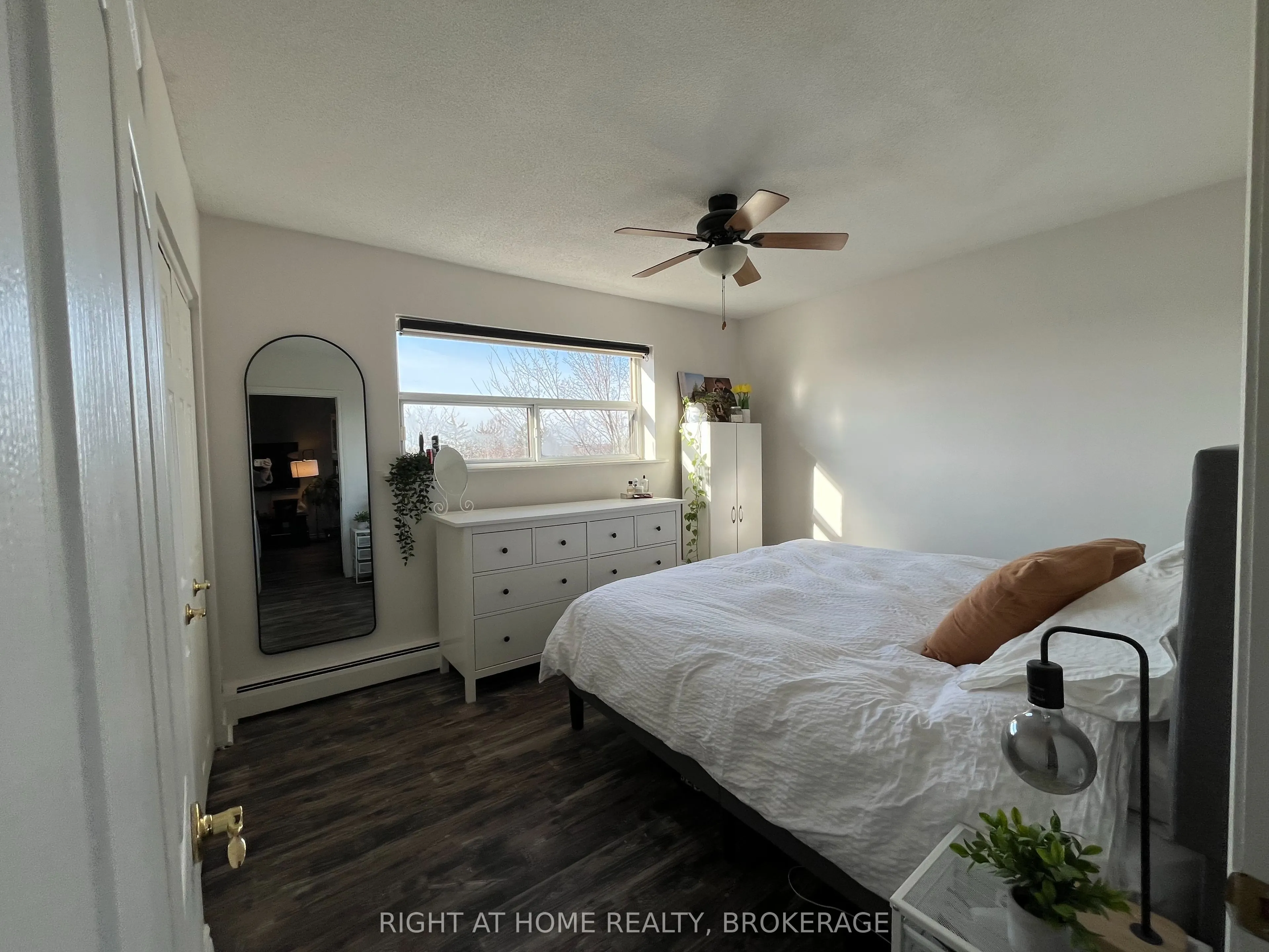 2411 New Street, #604