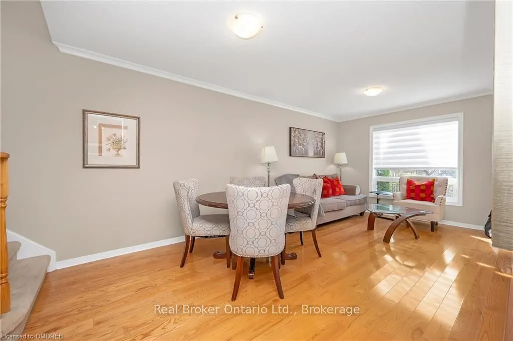 2493 Newcastle Crescent