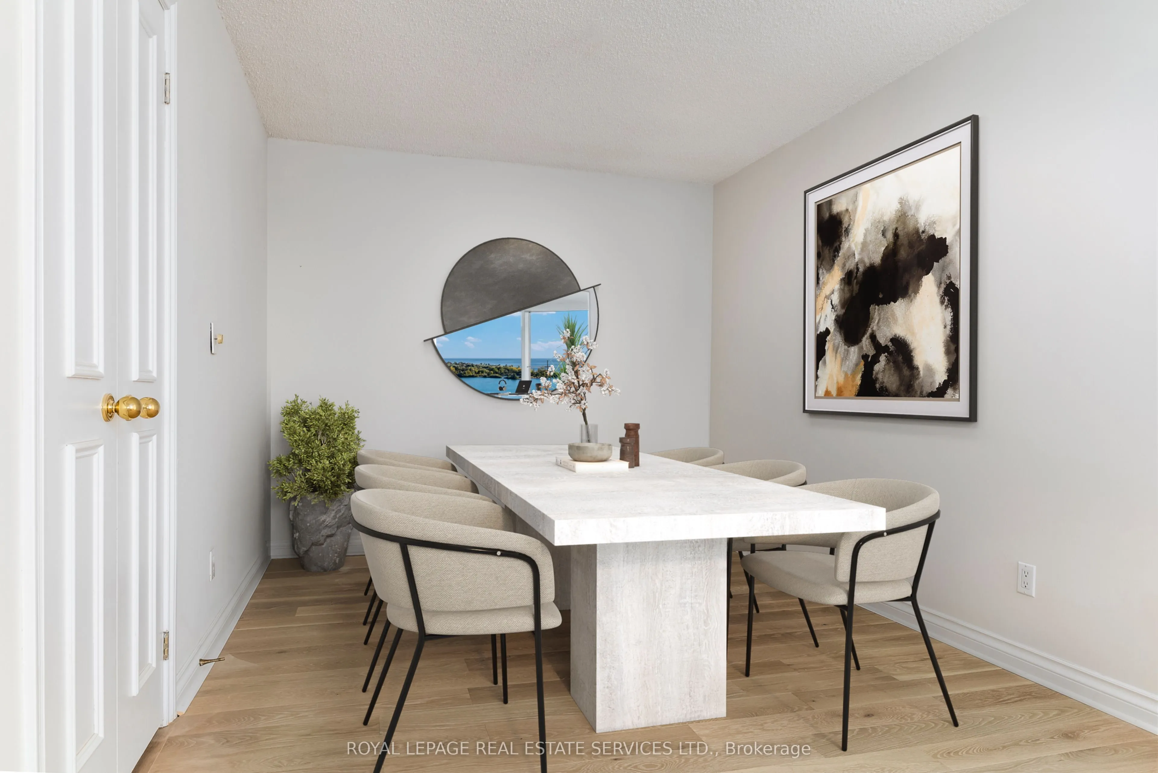 1 Palace Pier Court, #1605