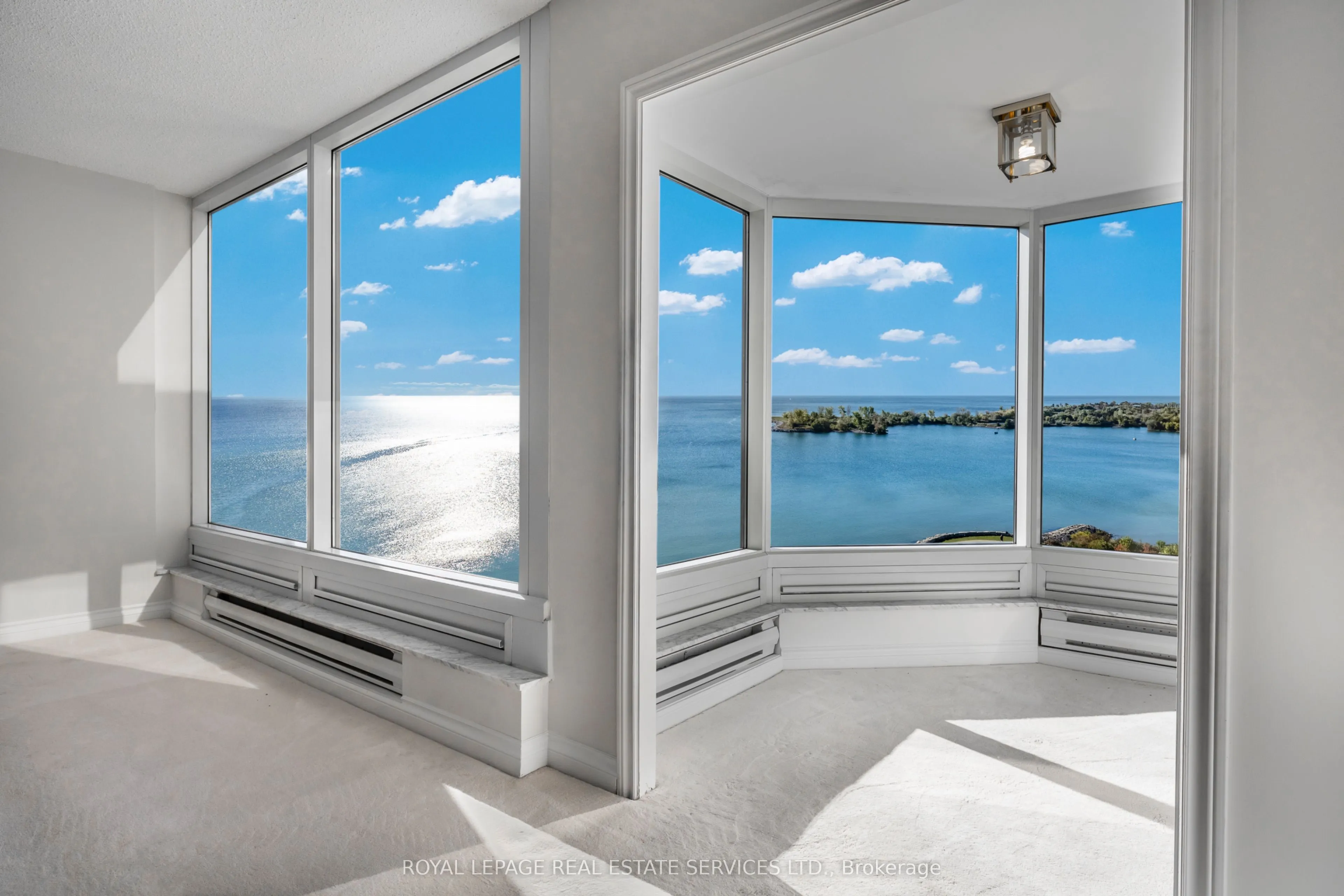 1 Palace Pier Court, #1605