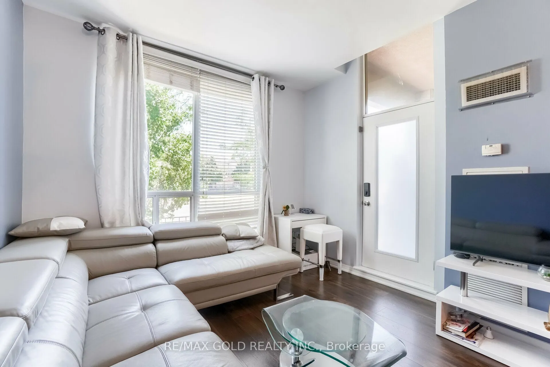 220 Forum Drive, #102